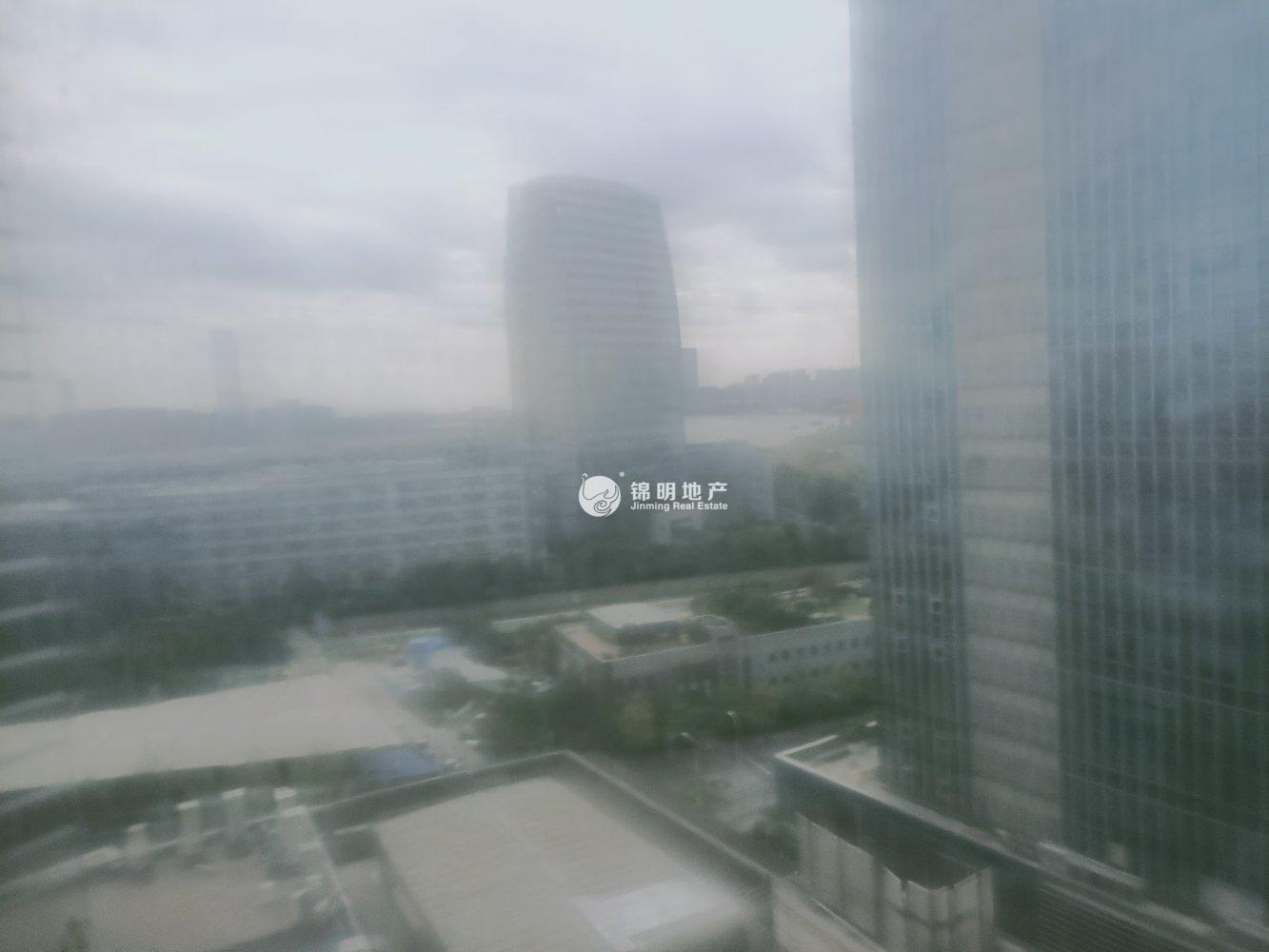 世博滨江绿地海外滩180平米写字楼出租