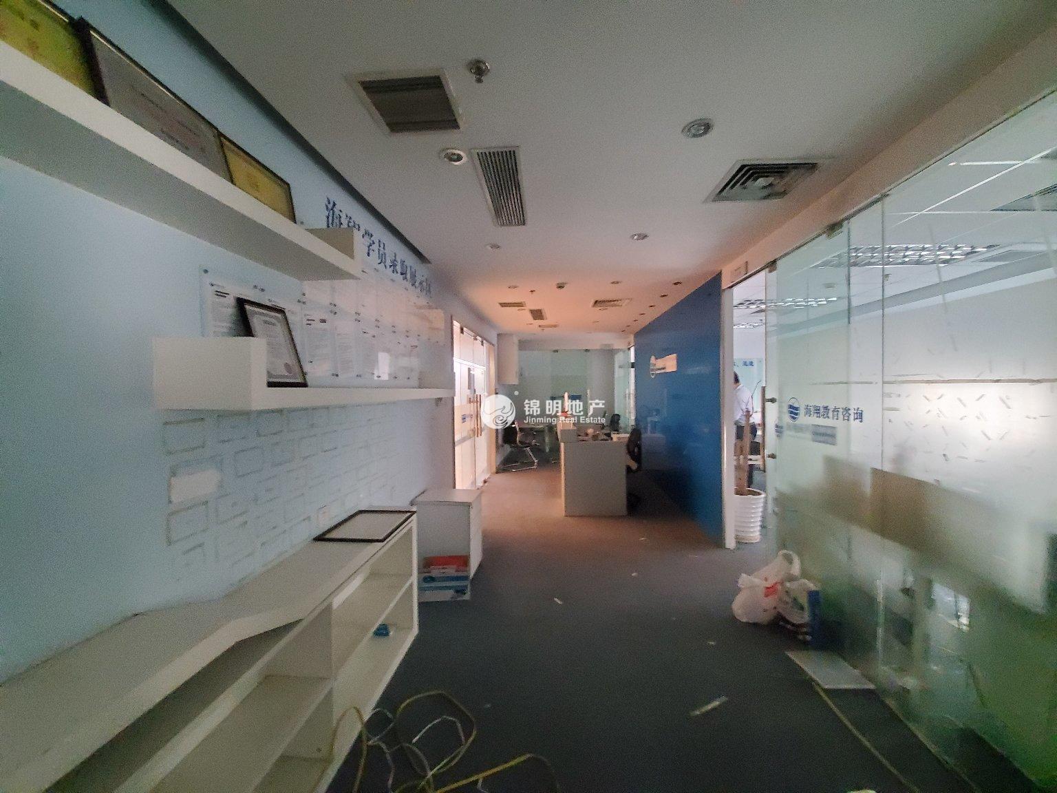 南京东路亚洲大厦106平米写字楼出租