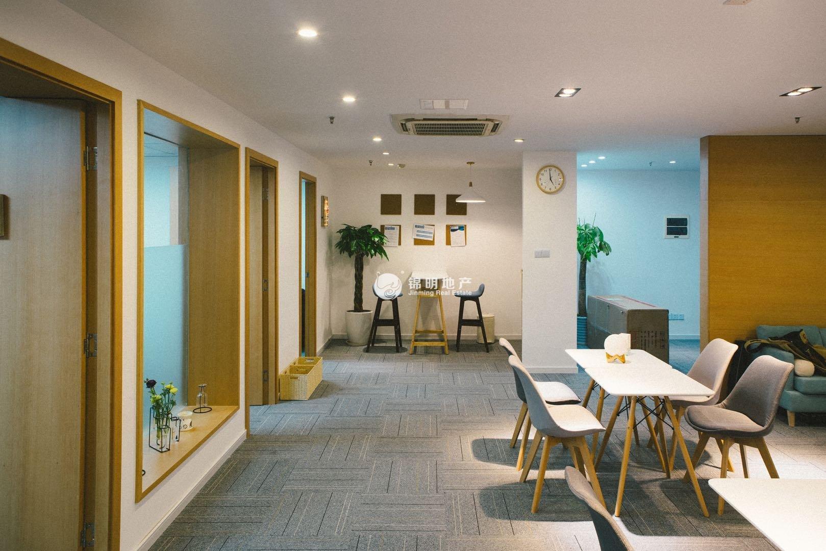 天山同达创业大厦143平米写字楼出租