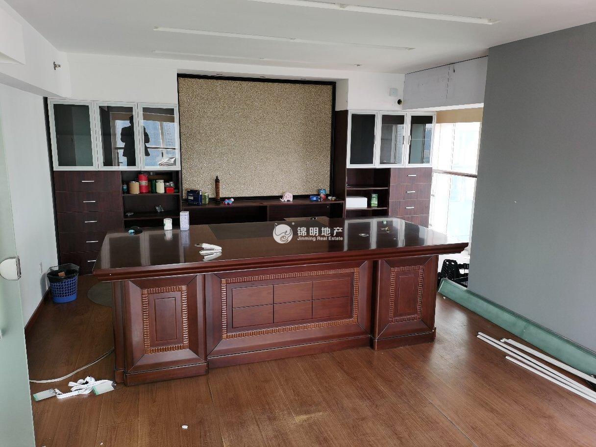 四川北路海泰时代大厦215平米写字楼出租