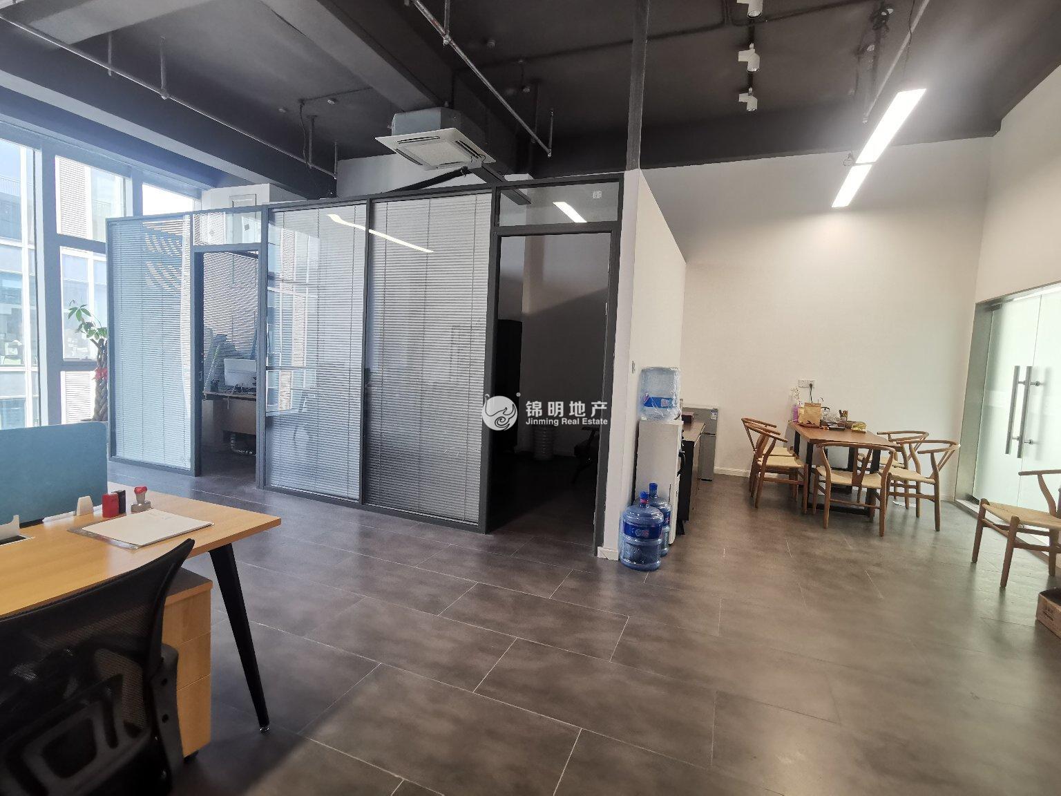 七宝万科七宝国际114平米写字楼出租