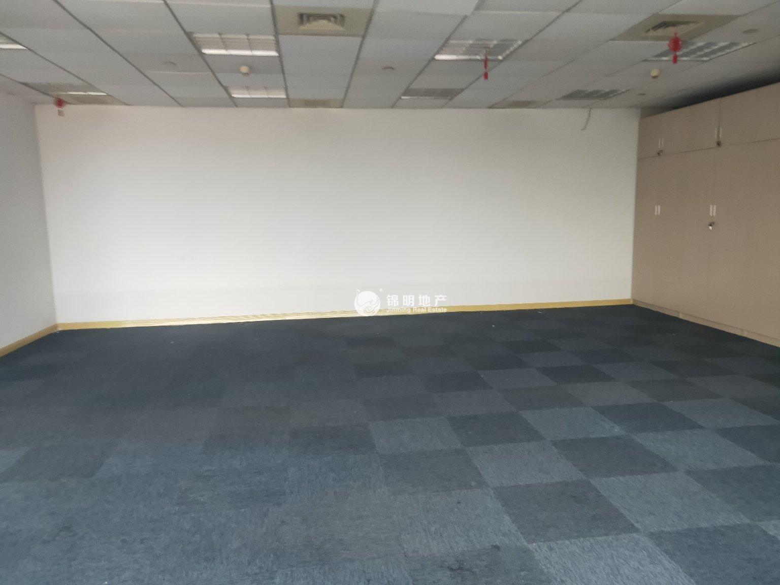 静安寺静安中华大厦126平米写字楼出租