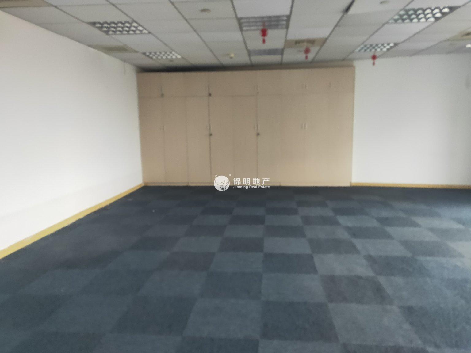 静安寺静安中华大厦126平米写字楼出租