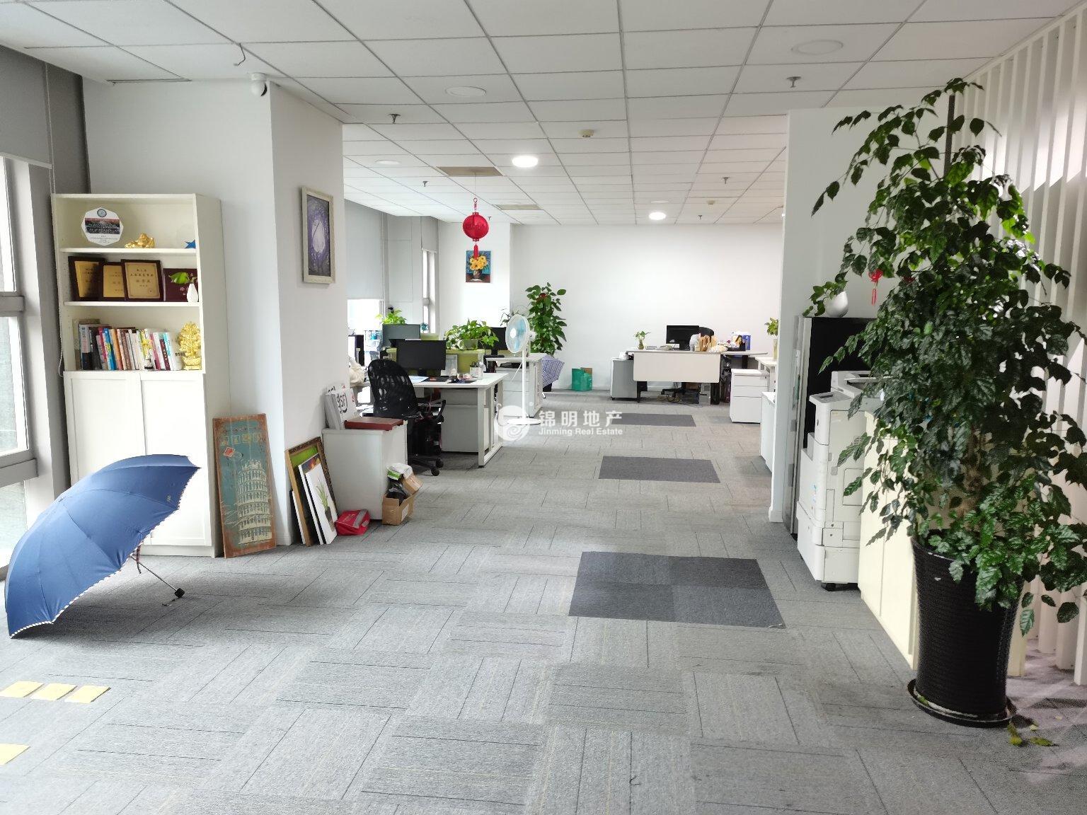 虹桥盛高国际大厦210平米写字楼出租