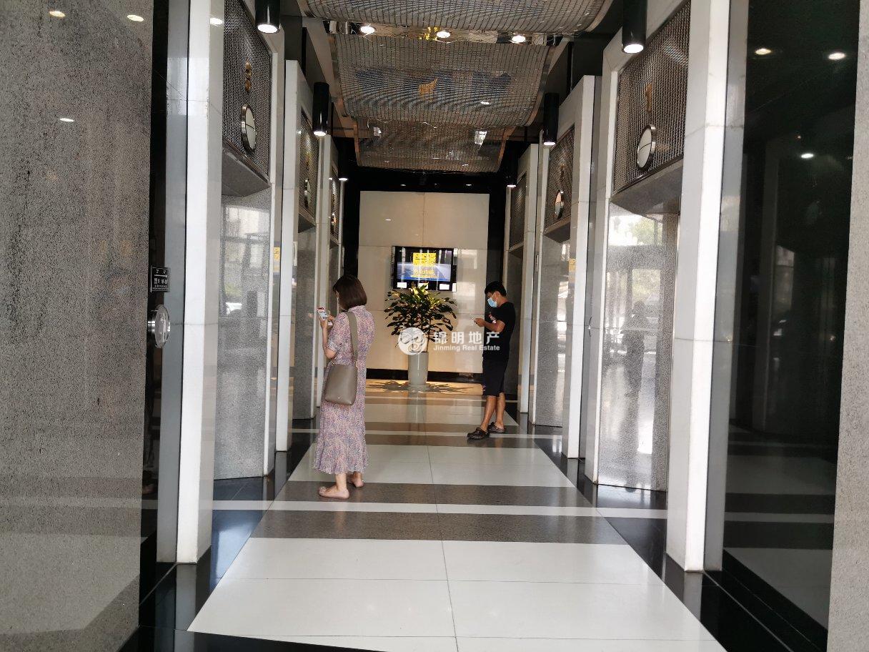 静安寺静安中华大厦249平米写字楼出租