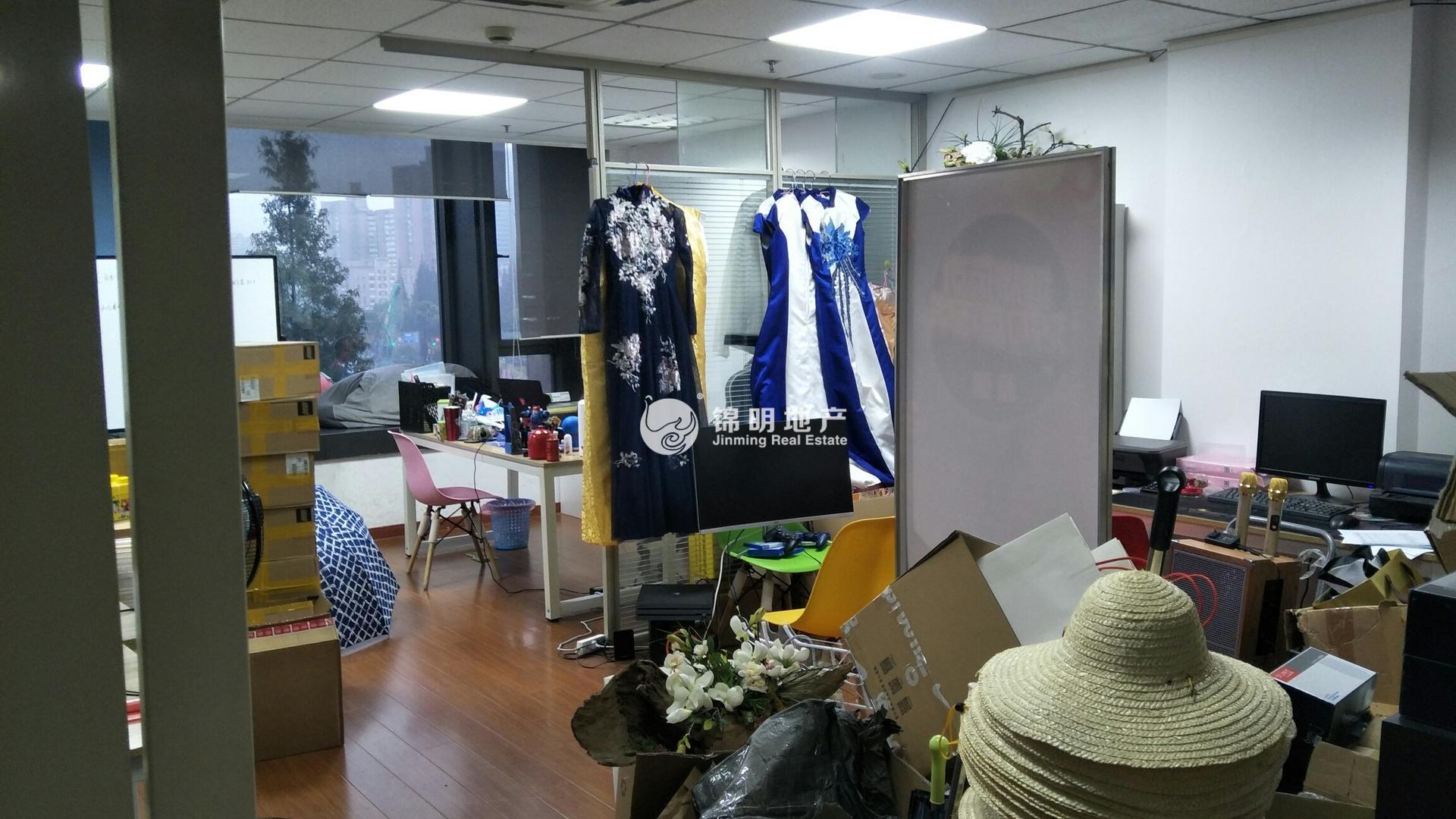 四川北路爱家国际大厦71平米写字楼出租