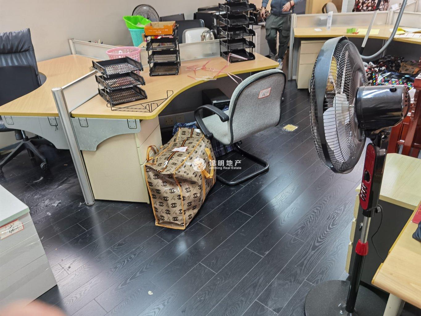 四川北路海泰时代大厦88平米写字楼出租