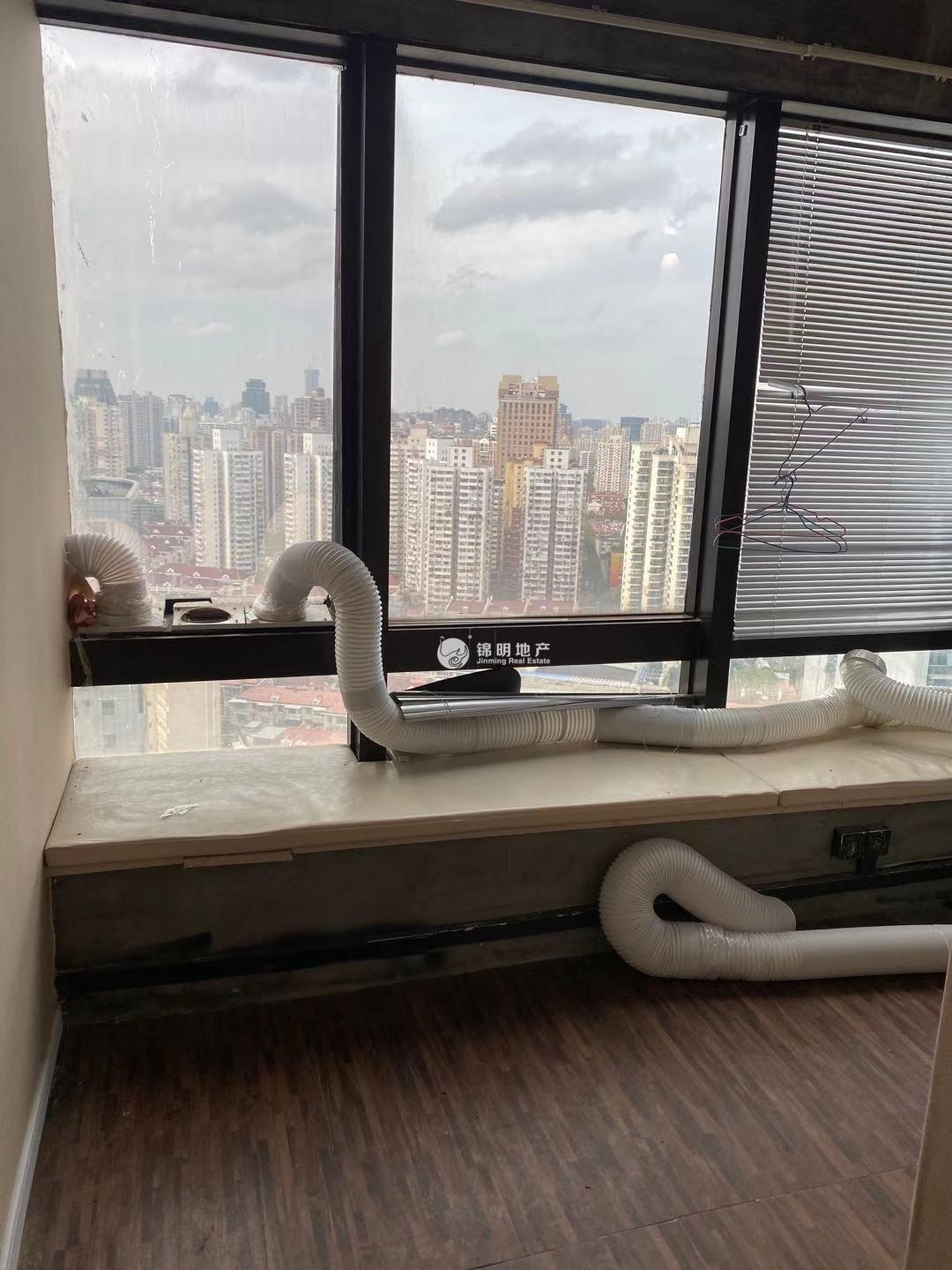 静安寺环球世界大厦102平米写字楼出租