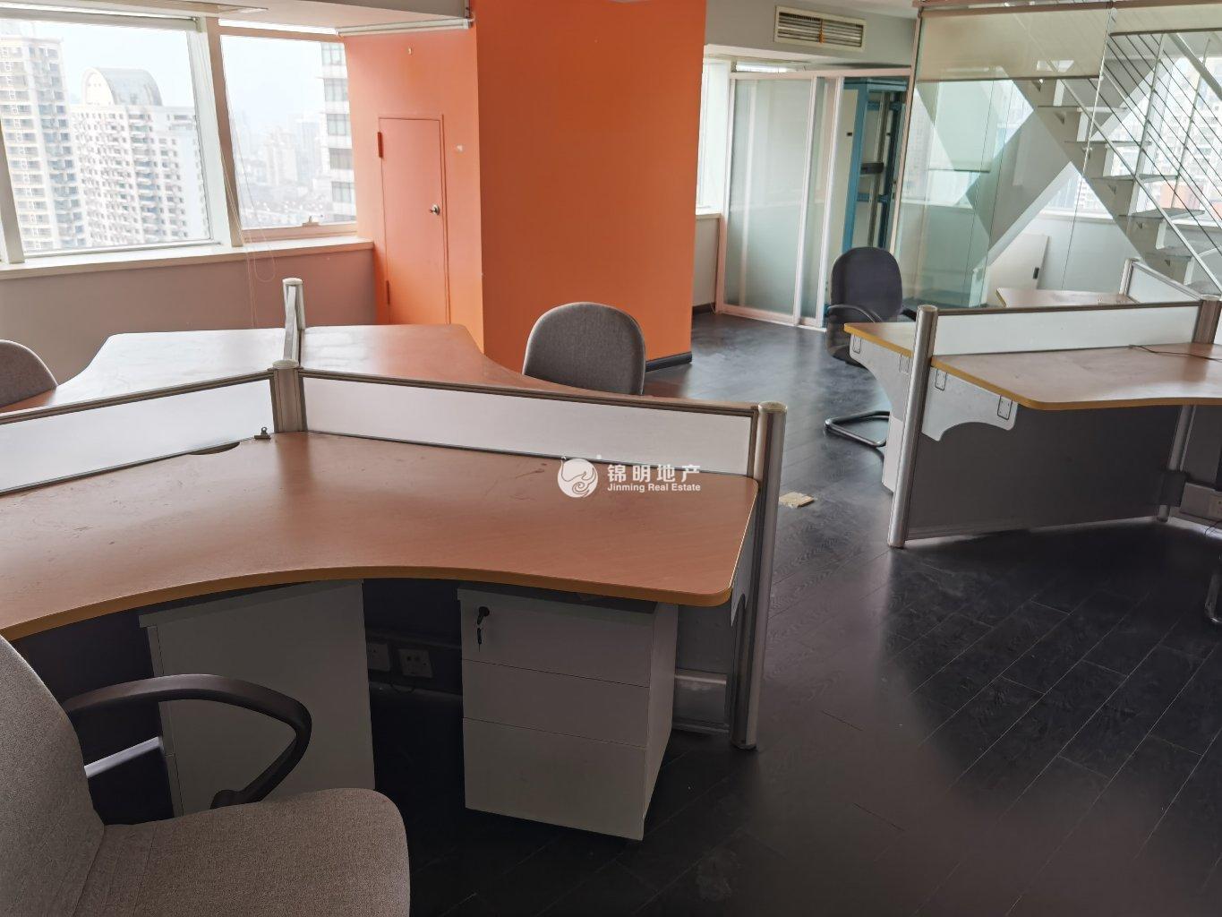 四川北路海泰时代大厦88平米写字楼出租