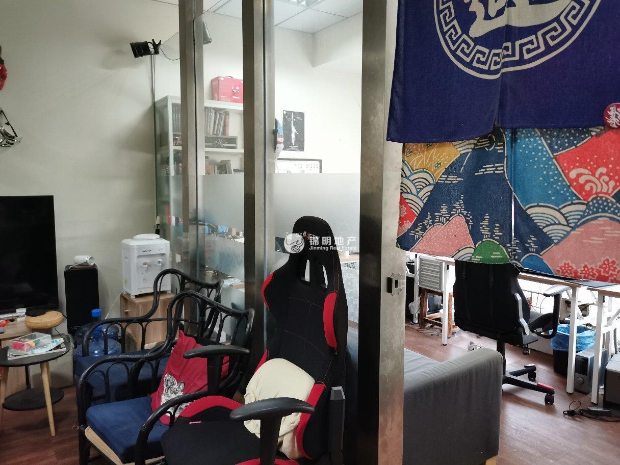 长寿路财富时代大厦51平米写字楼出租