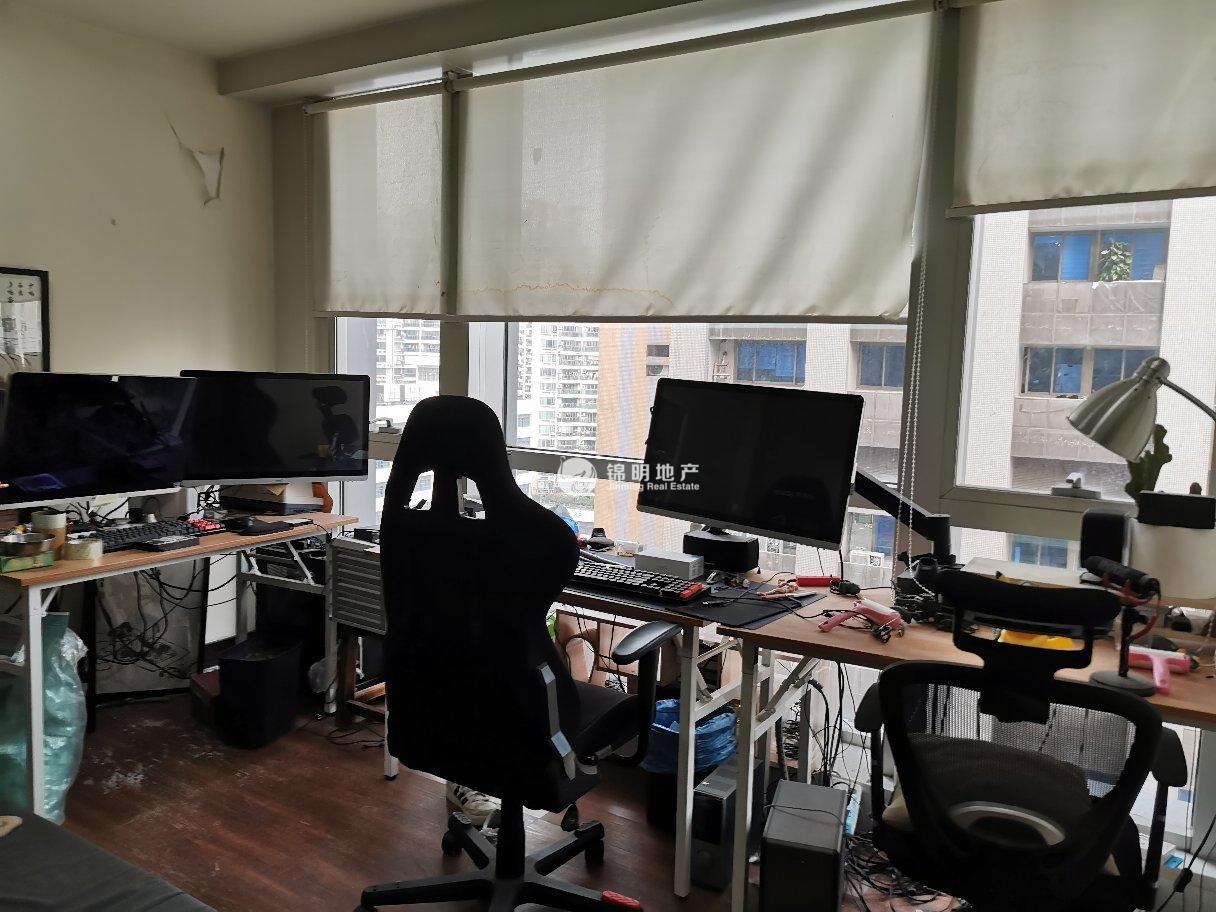 长寿路财富时代大厦51平米写字楼出租