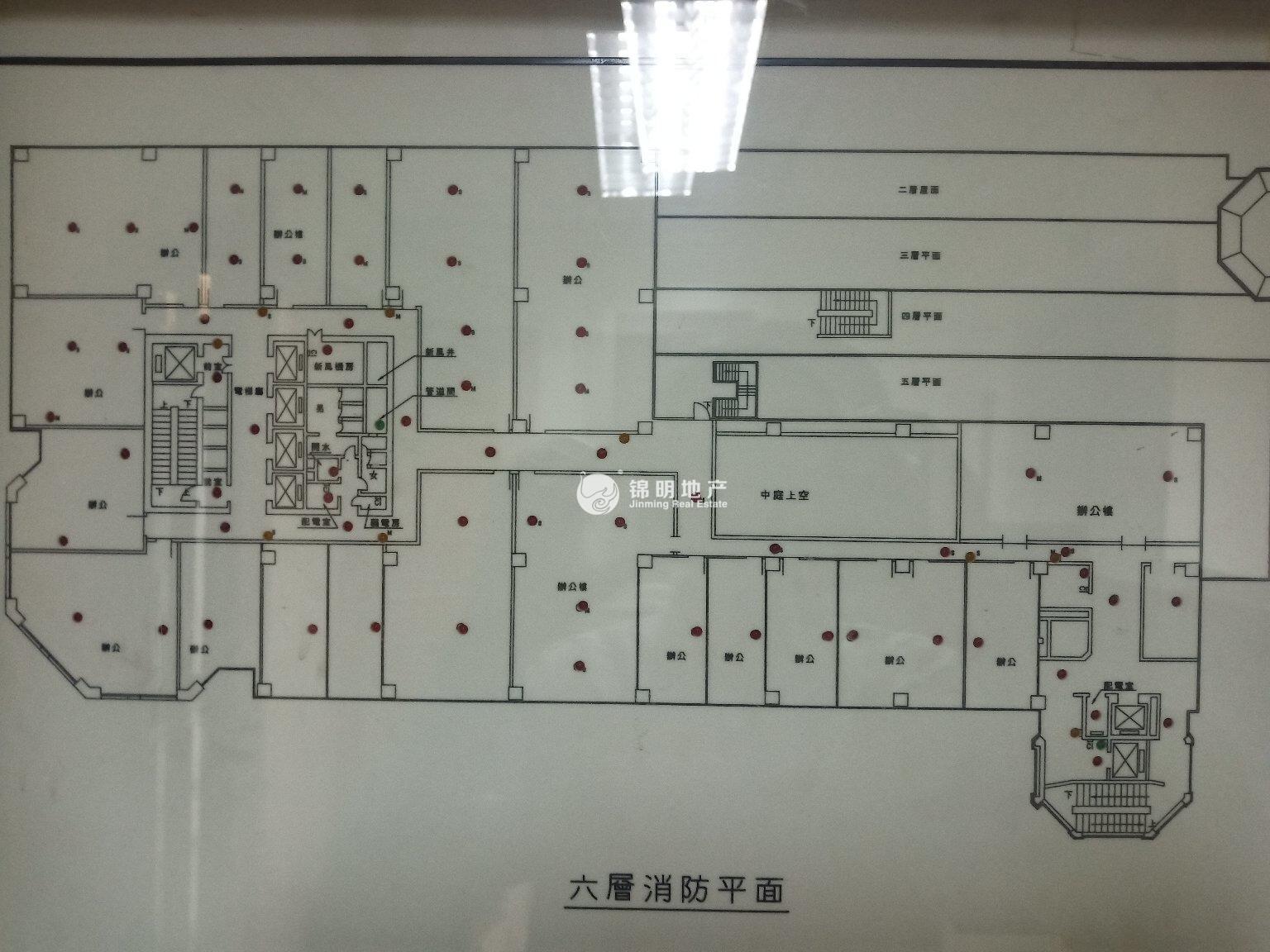 陆家嘴斯米克大厦61平米写字楼出租