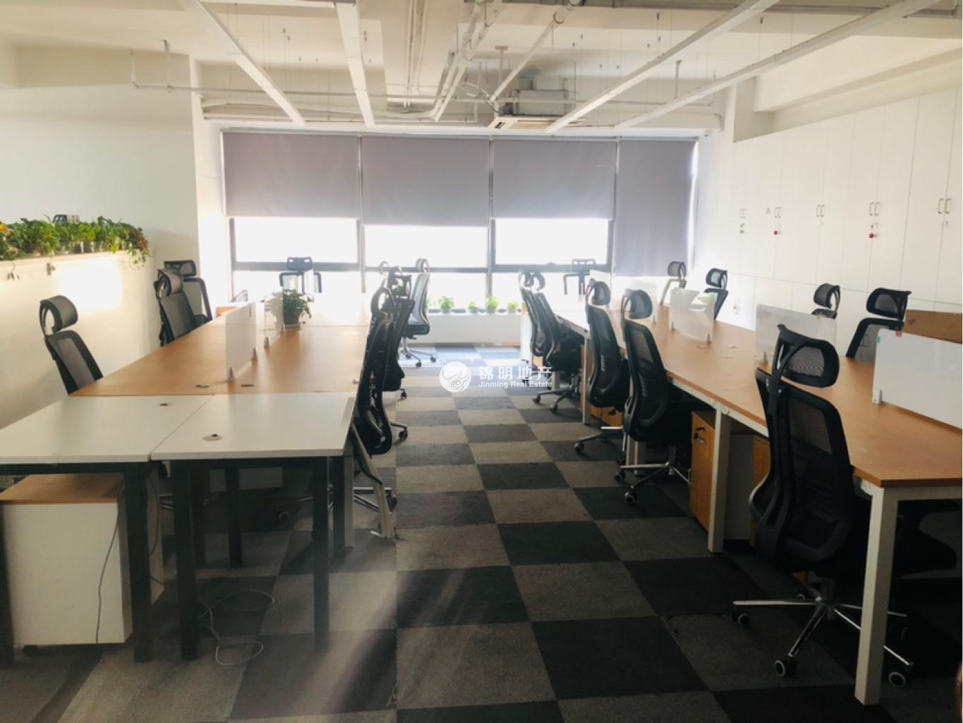 不夜城苏河1号131平米写字楼出租