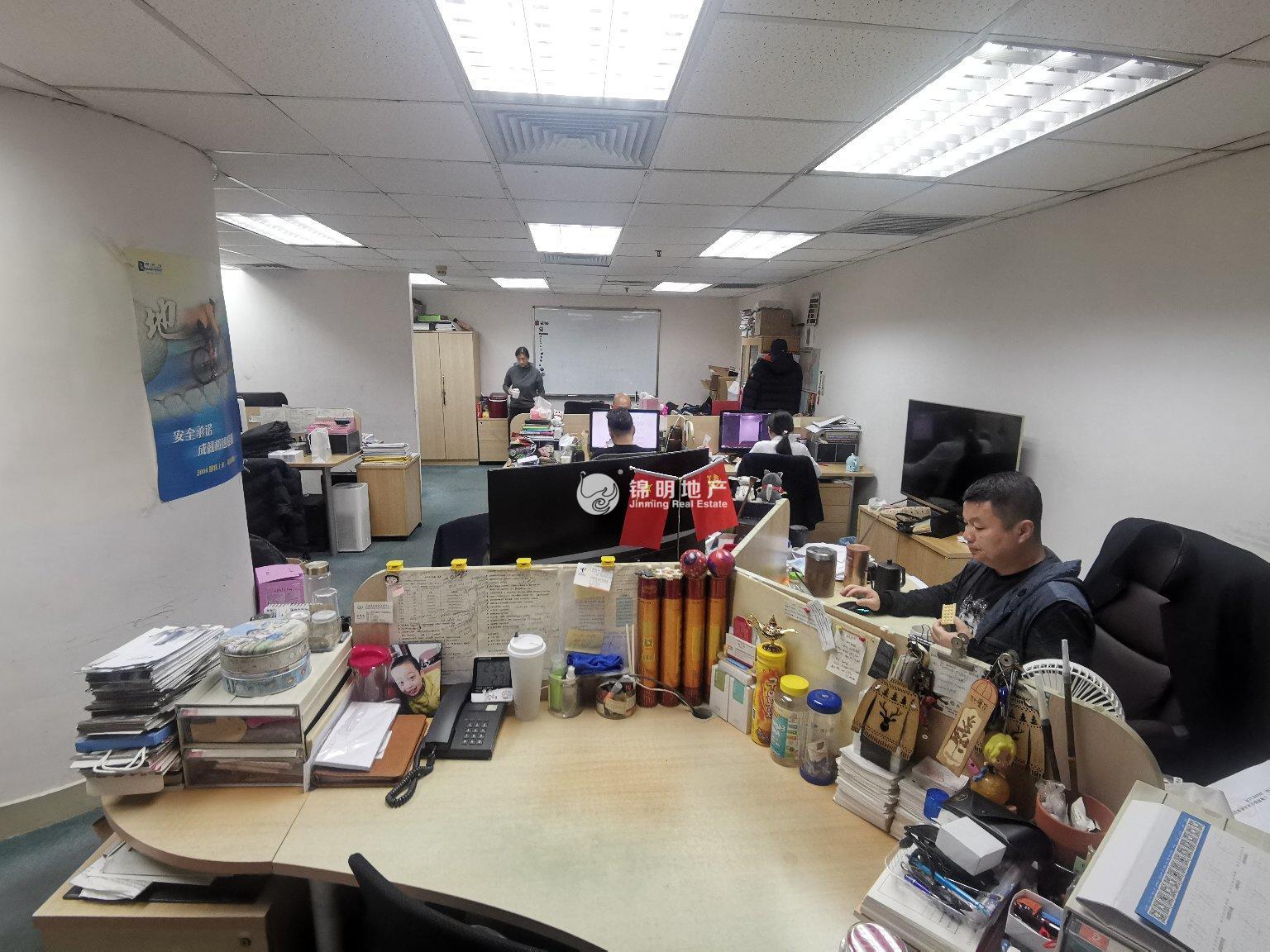 人民广场峻岭广场102平米写字楼出租