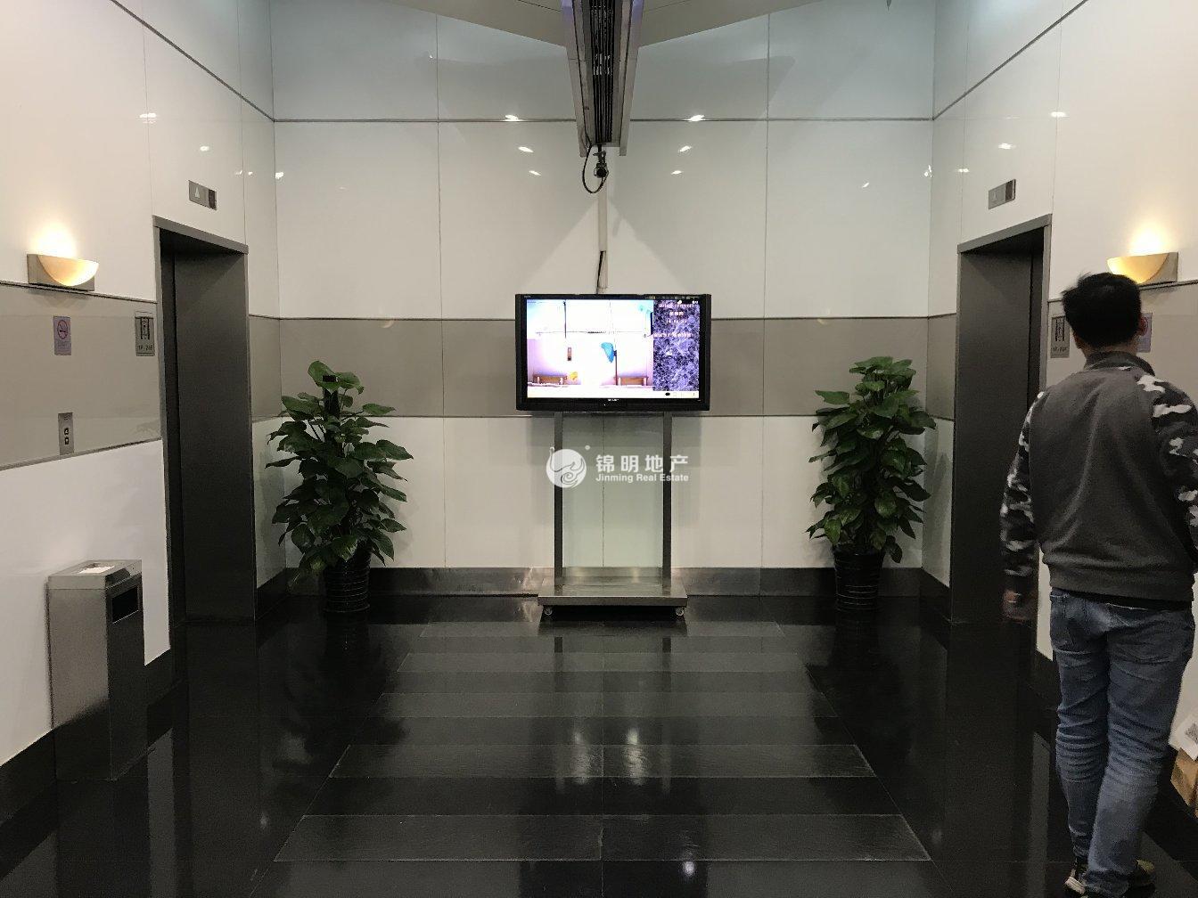 打浦桥金玉兰广场172平米写字楼出租