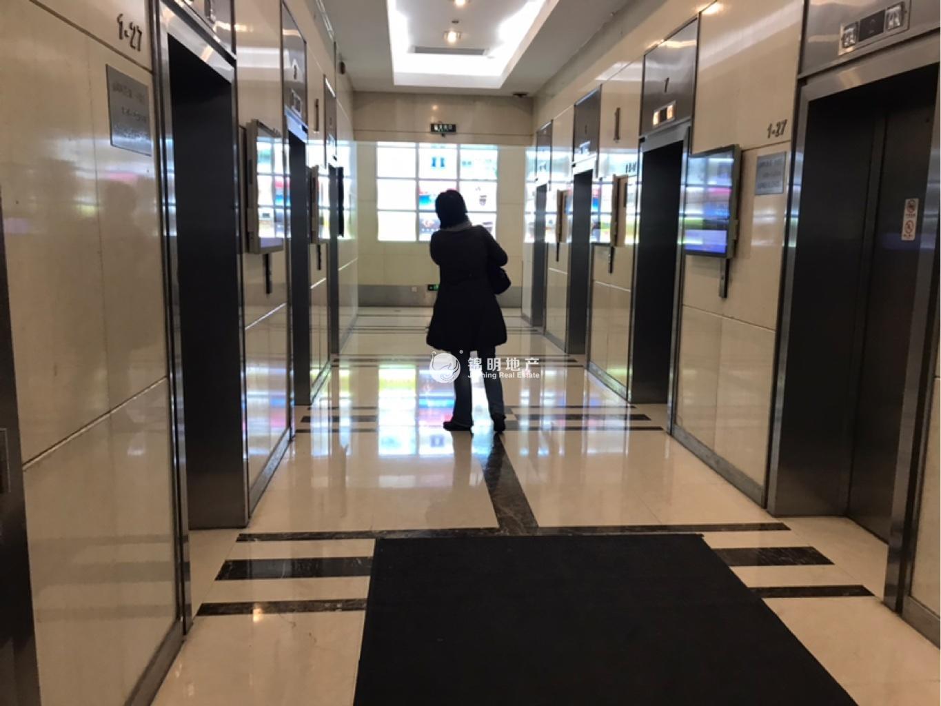 徐家汇圣爱大厦240平米写字楼出租