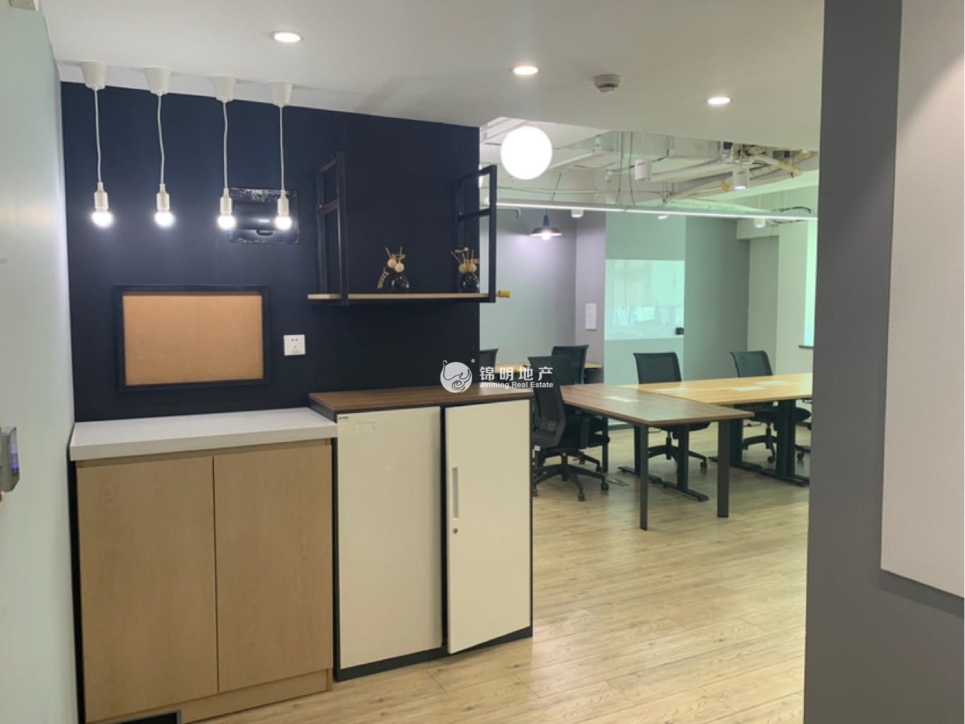 光新浦发广场90平米写字楼出租