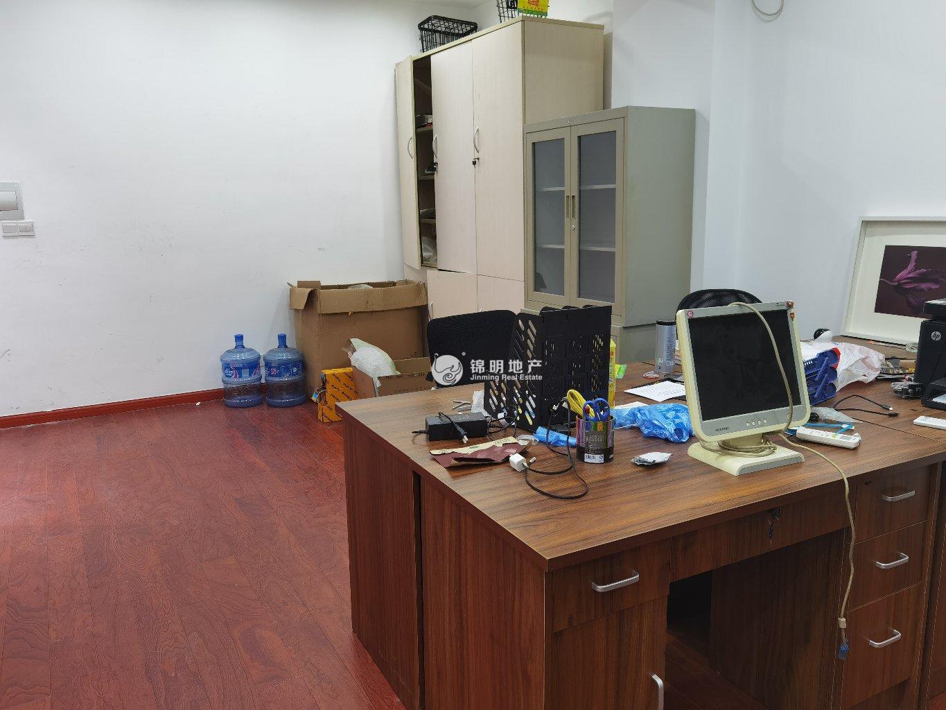 万体馆银海大楼86平米写字楼出租