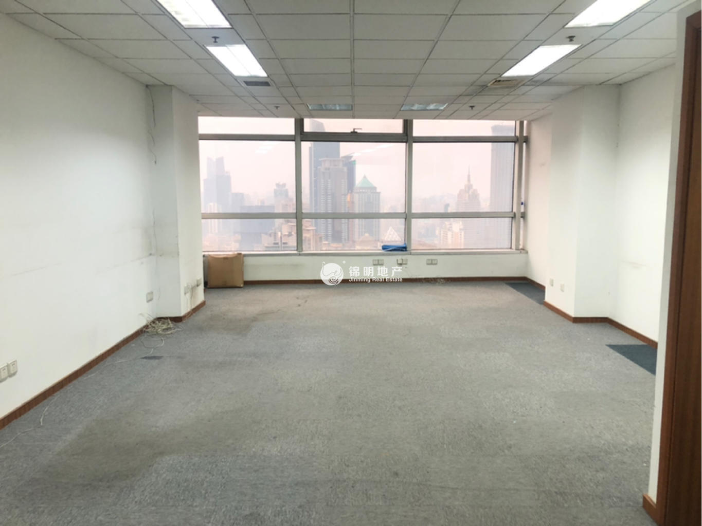 南京西路仲益大廈75平米寫字樓出租