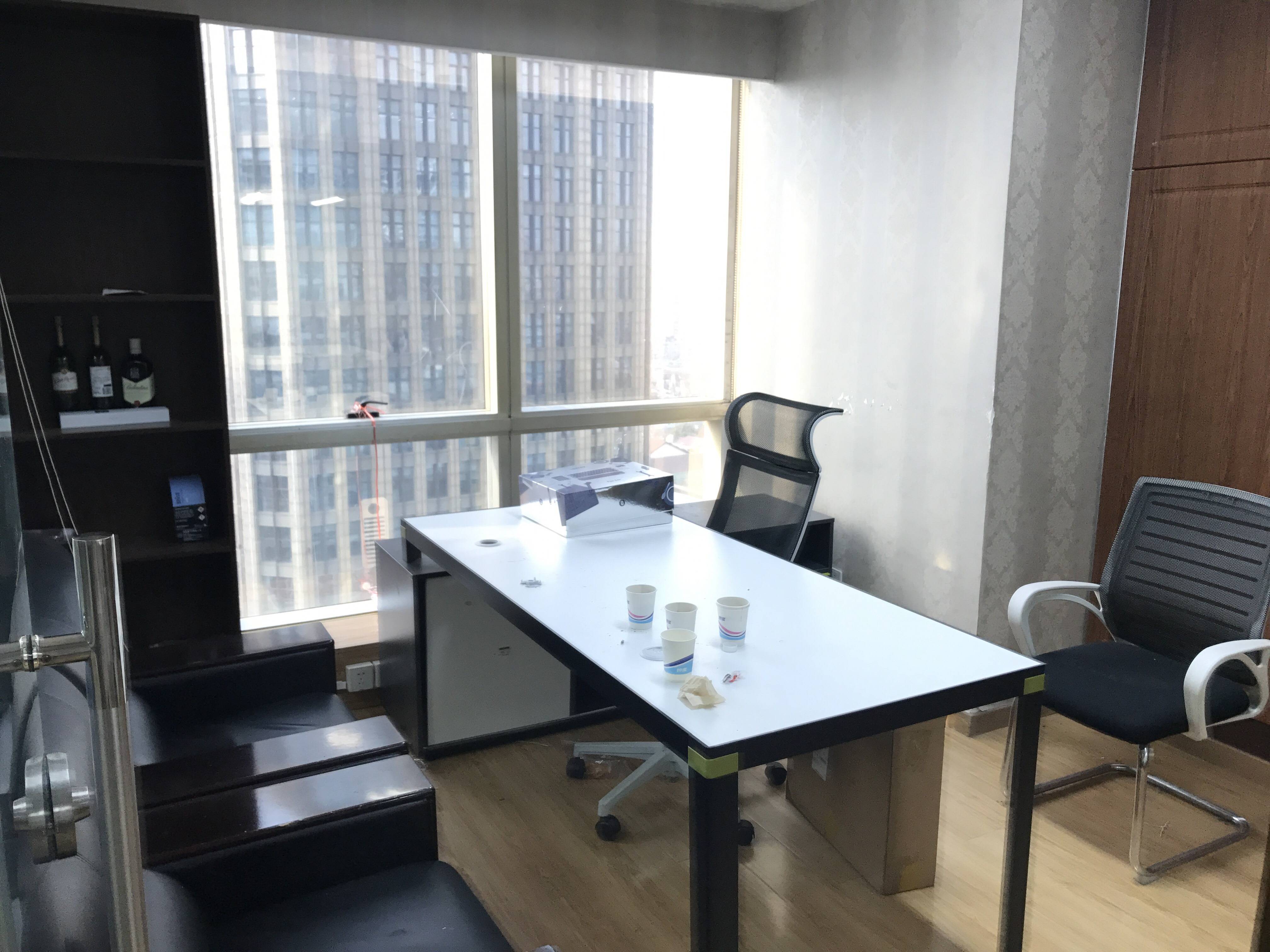 四川北路福德广场113平米写字楼出租