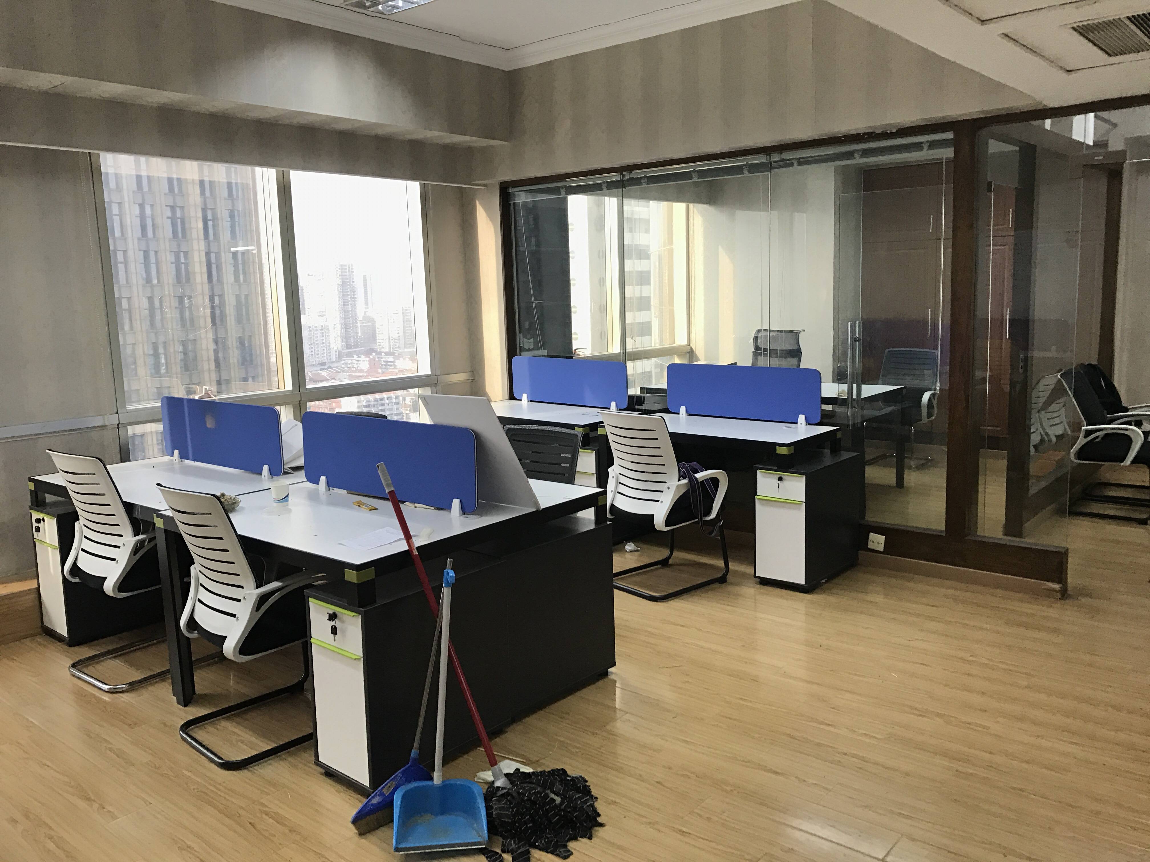 四川北路福德广场113平米写字楼出租