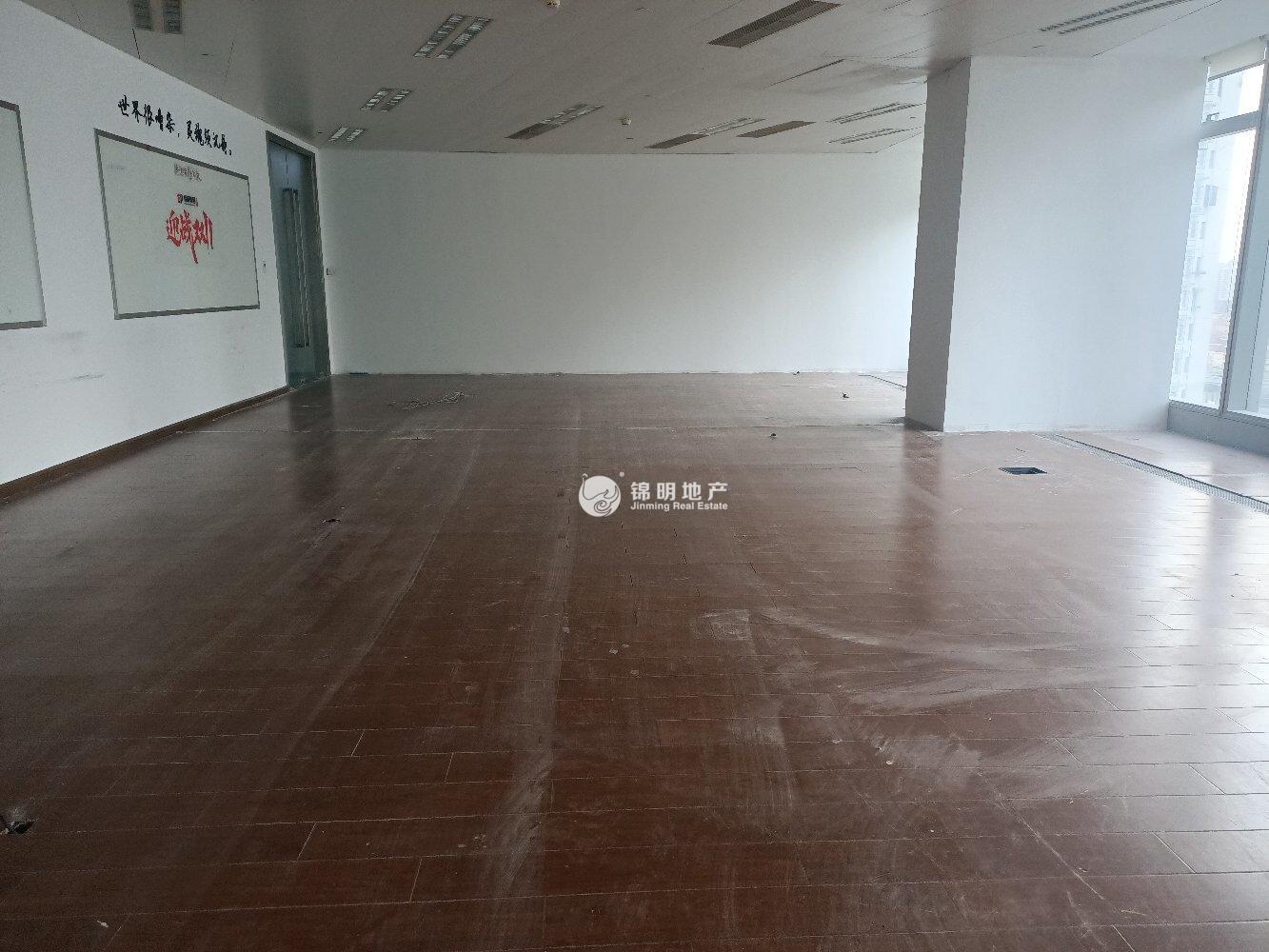 世博滨江绿地海外滩169平米写字楼出租