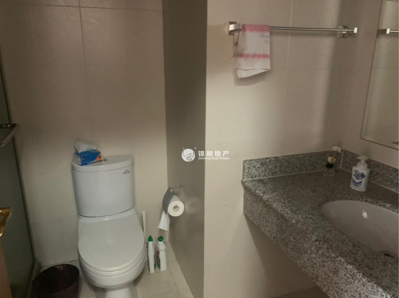 万体馆徐汇商务大厦47平米写字楼出租