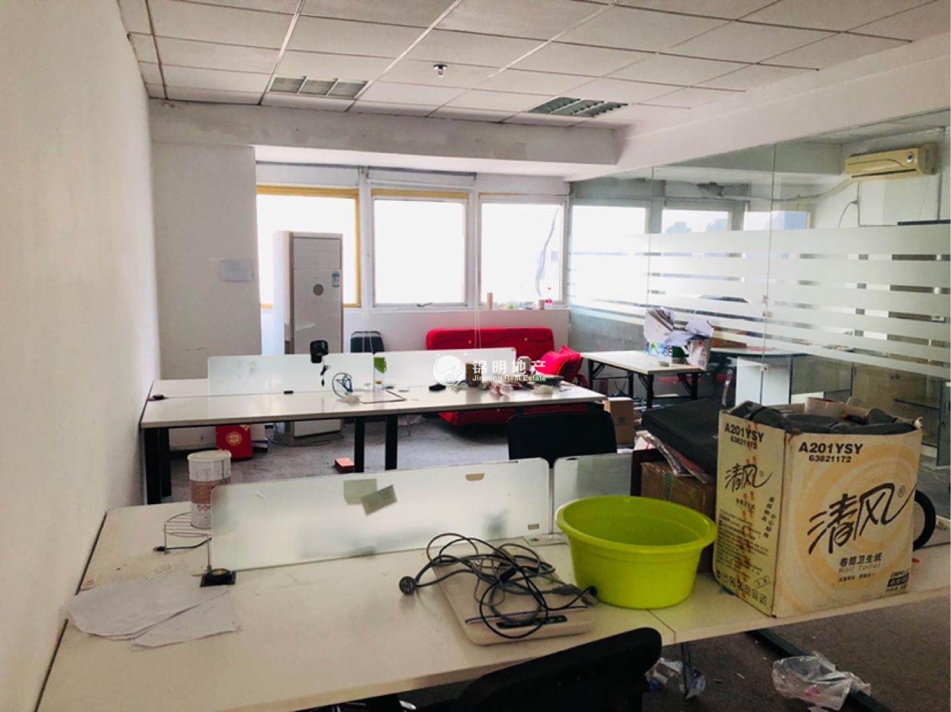 不夜城云华科技大厦79平米写字楼出租