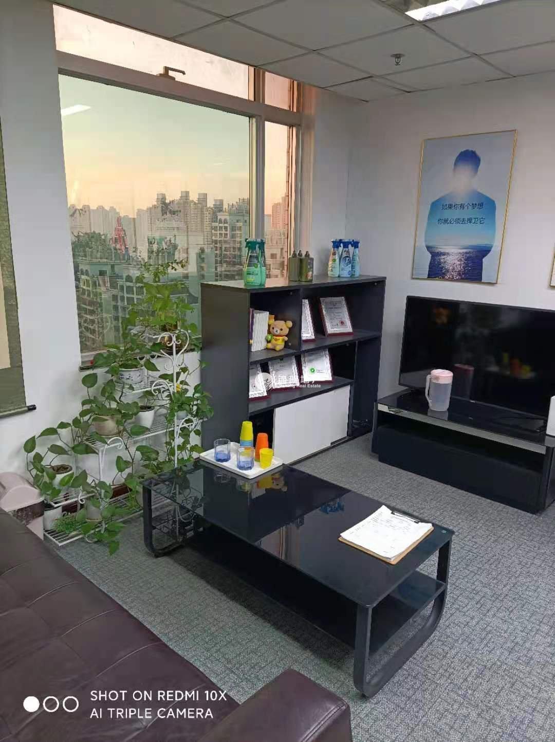 不夜城联通国际大厦77平米写字楼出租