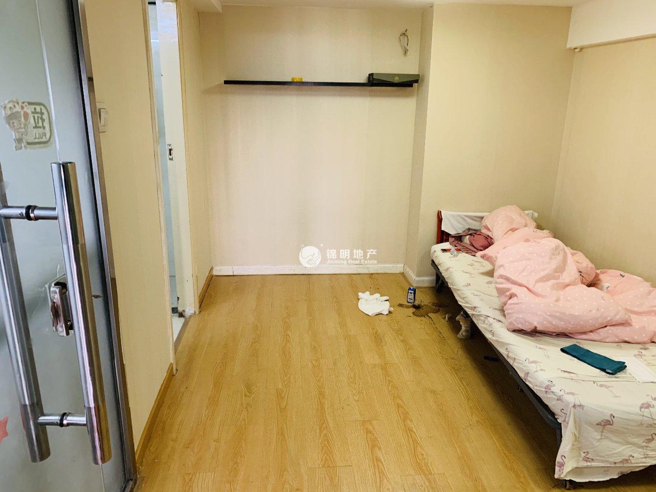 长寿路圣天地商务楼72平米写字楼出租