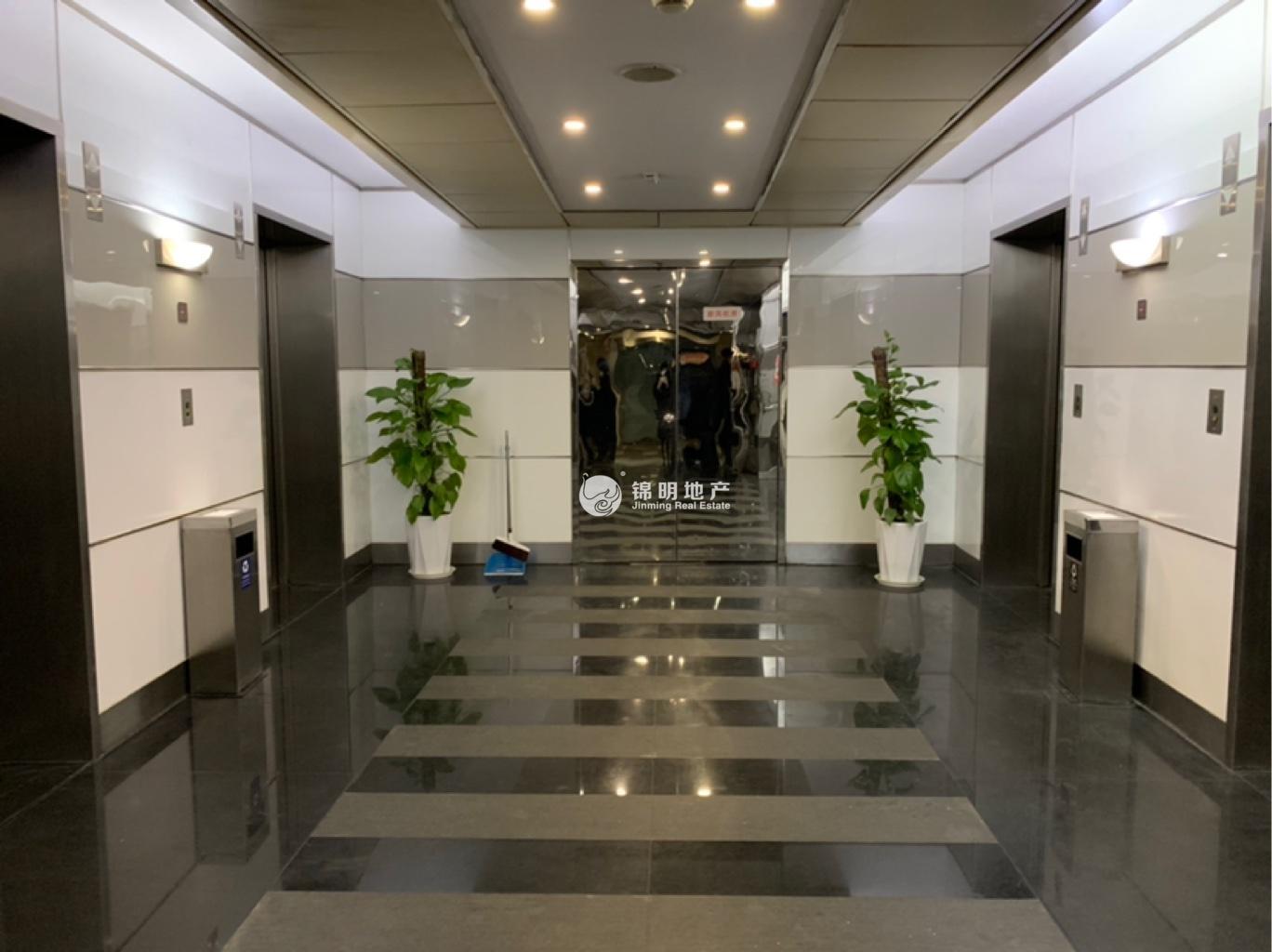 打浦桥金玉兰广场255平米写字楼出租