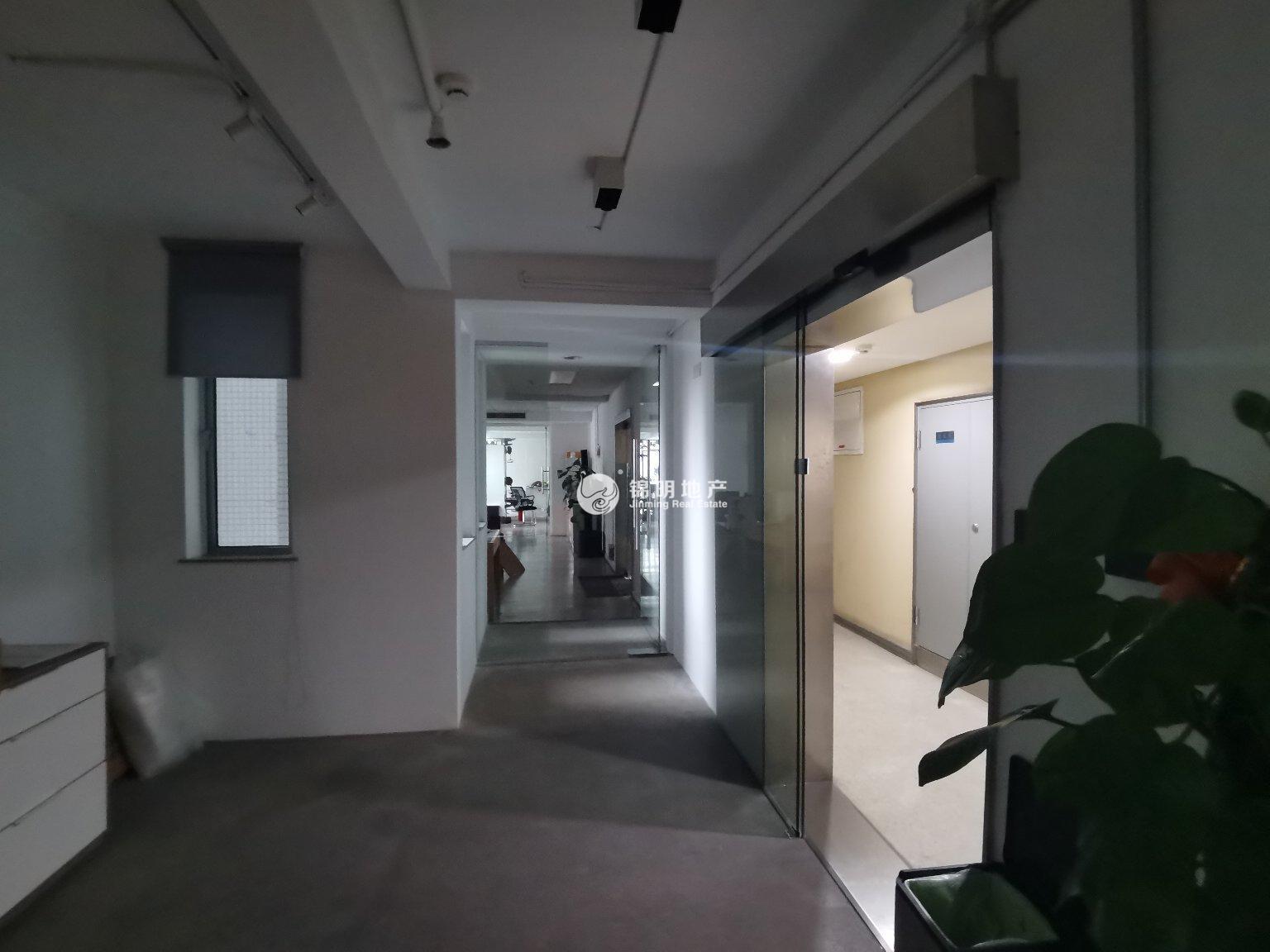 建国西路友谊时代大厦174平米写字楼出租