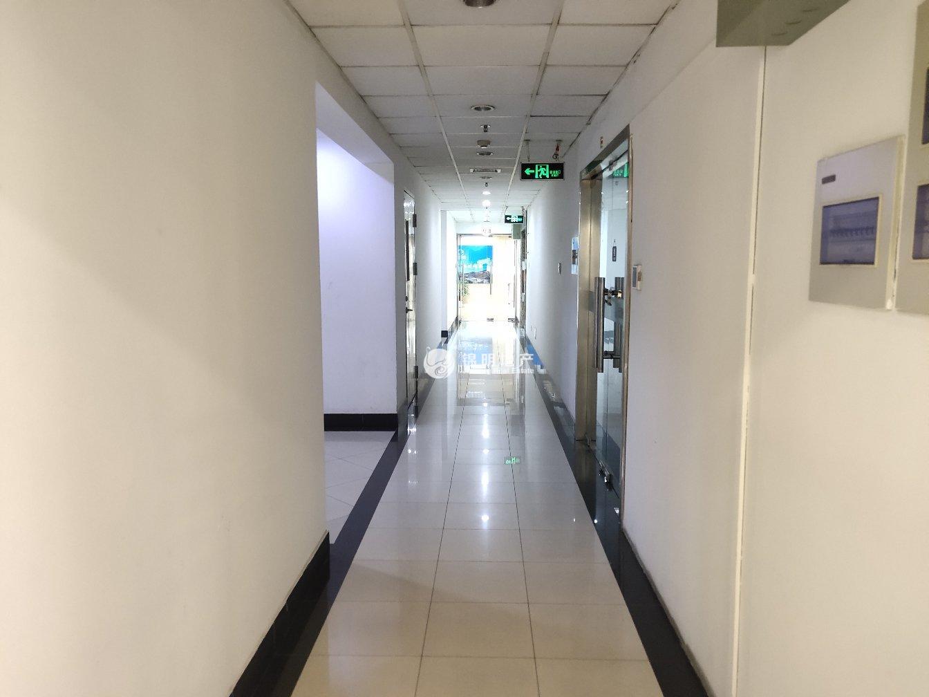 万体馆景鸿大厦120平米写字楼出租