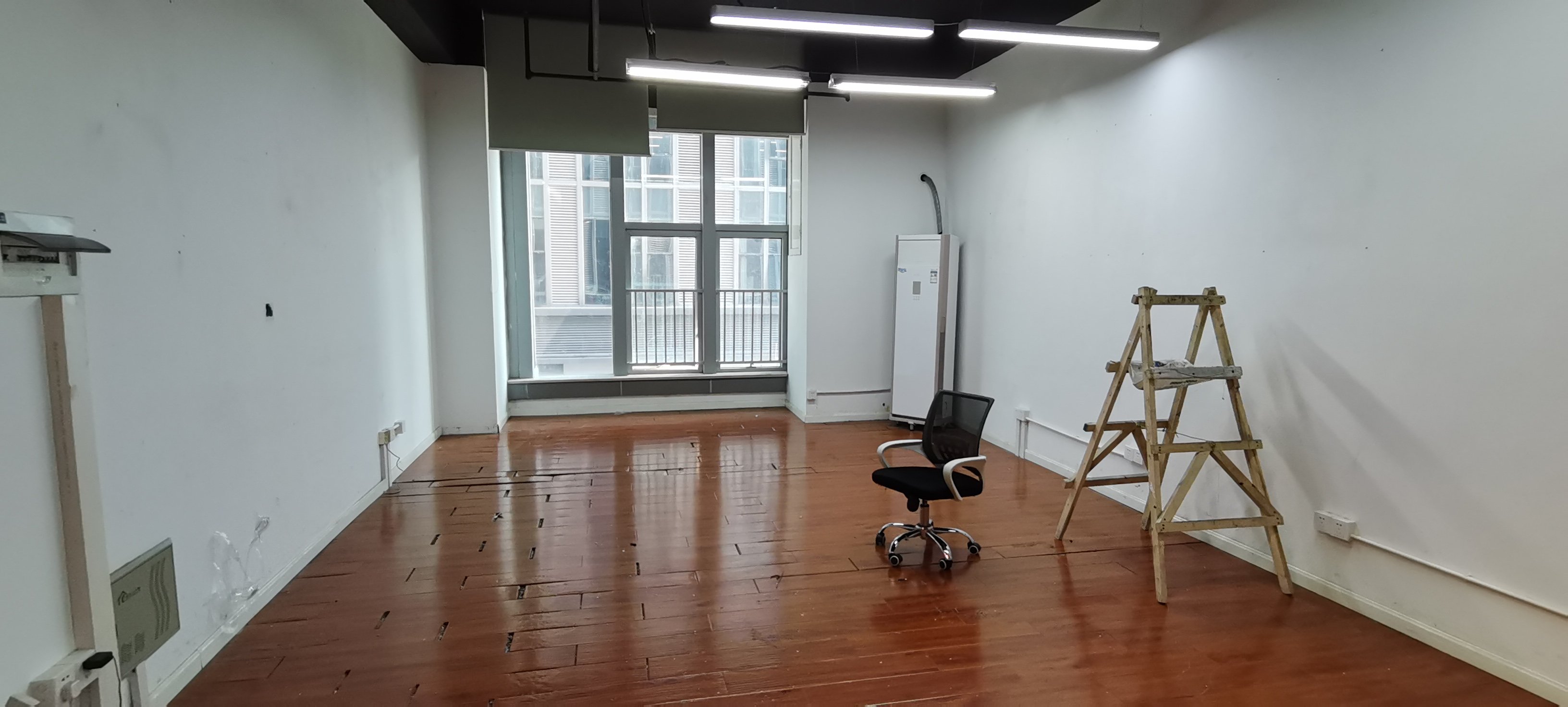 七宝万科七宝国际61平米写字楼出租