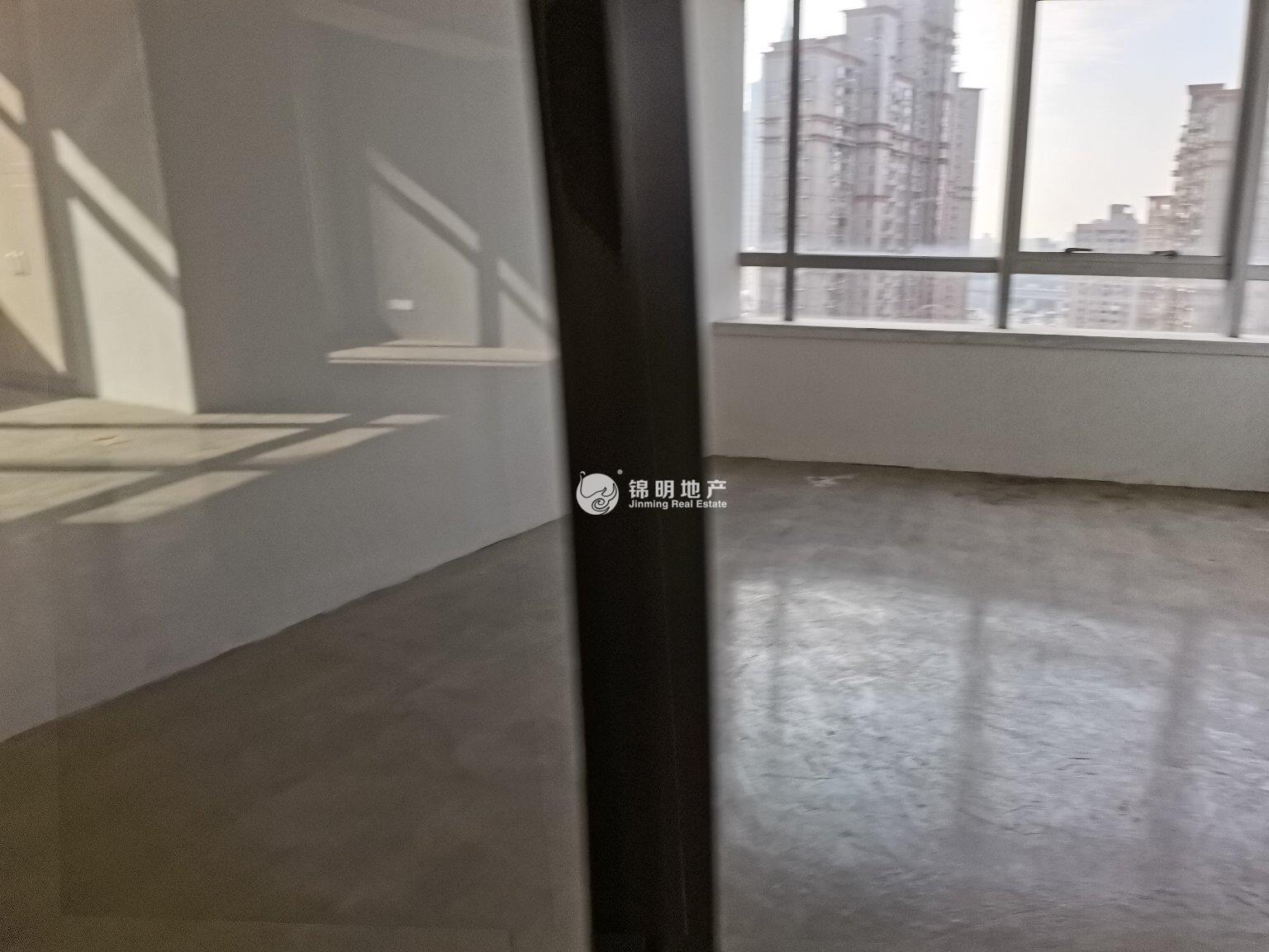 曹楊綠地科創(chuàng)大廈144平米寫字樓出租