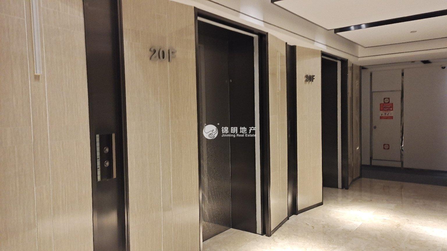 龙华绿地汇中心120平米写字楼出租