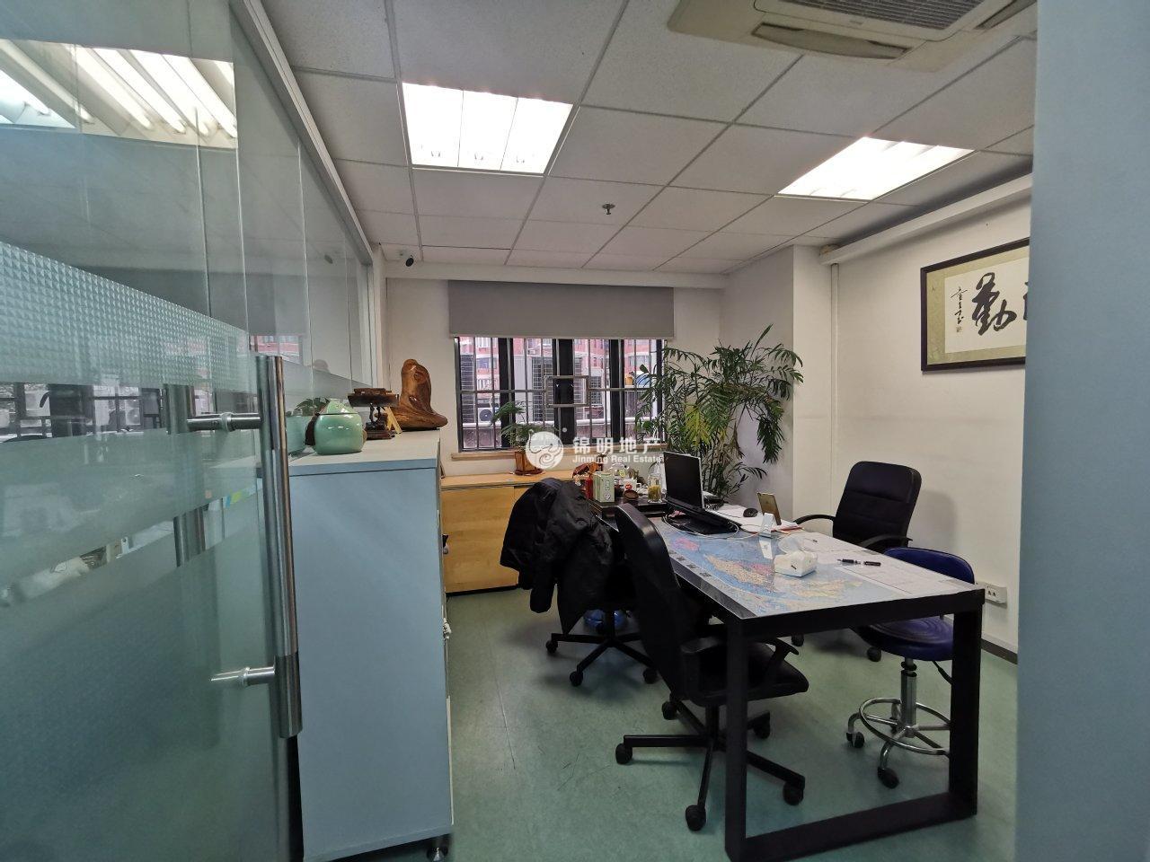 打浦桥荣科大厦133平米写字楼出租