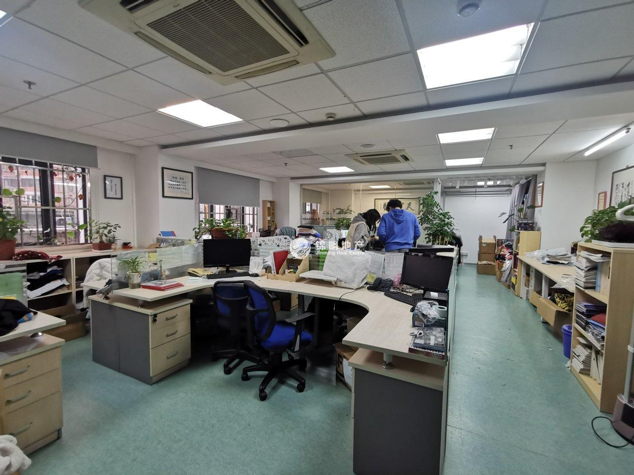 打浦桥荣科大厦133平米写字楼出租