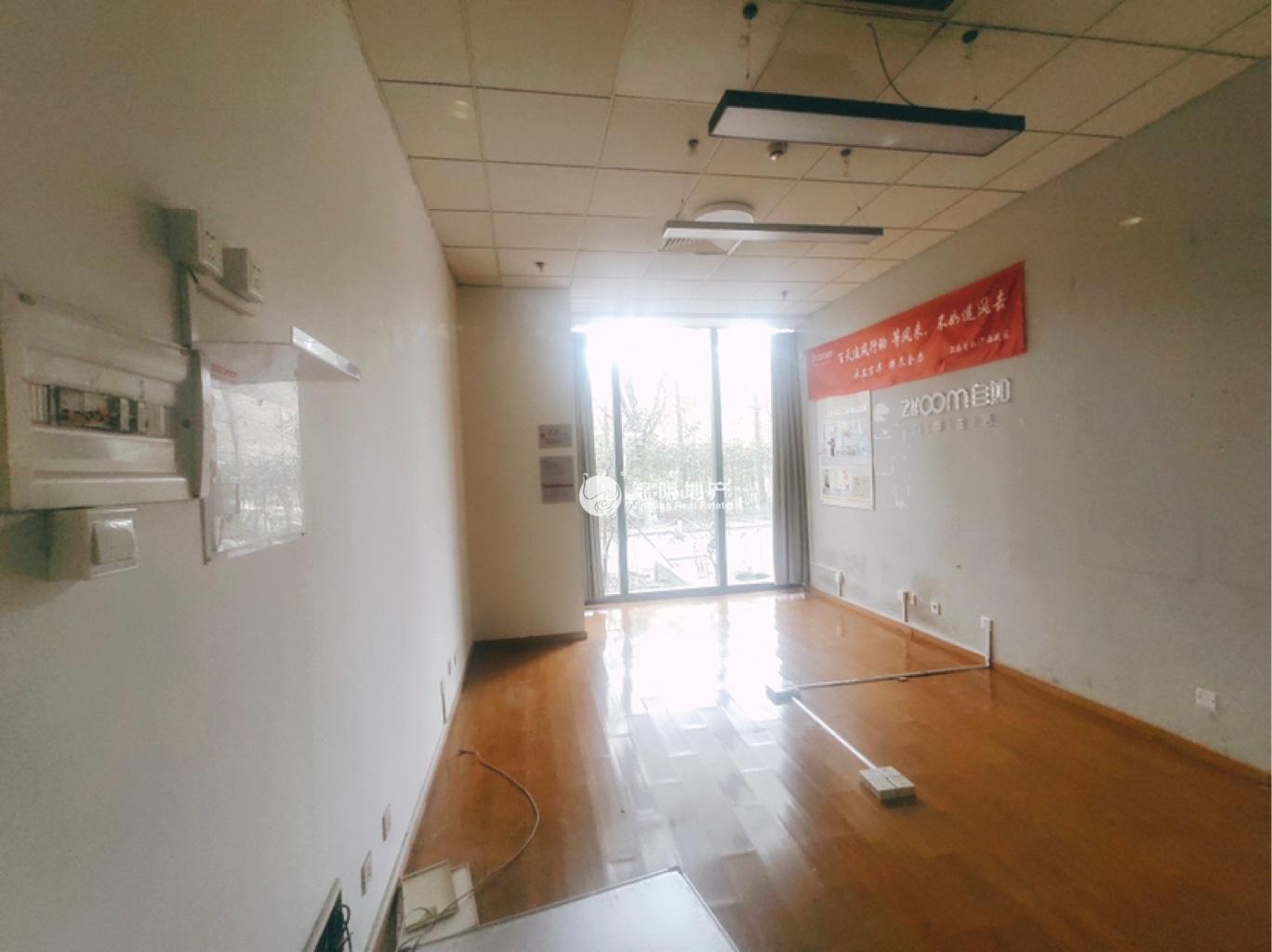 莘庄绿地蓝海37平米写字楼出租