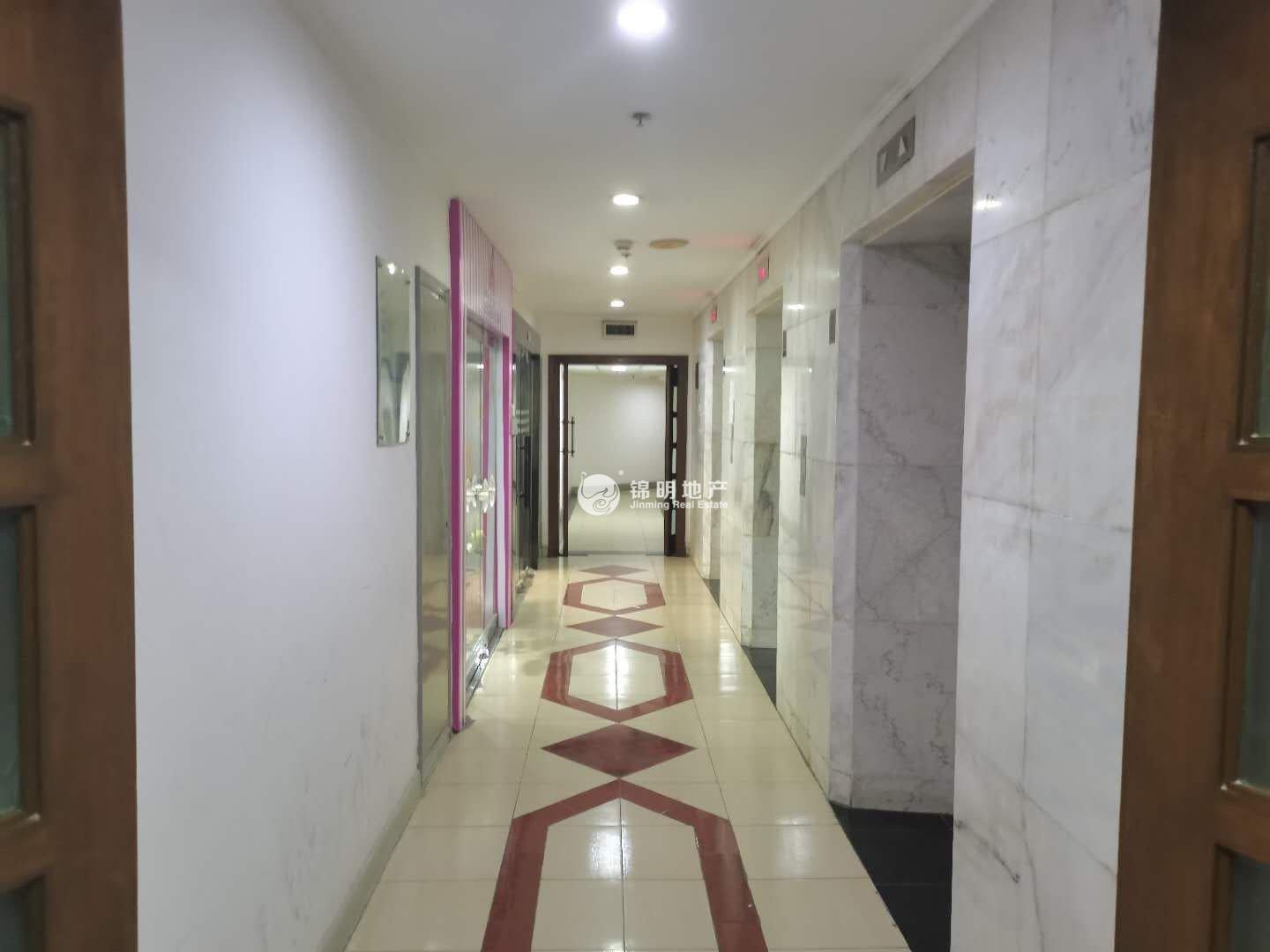 静安寺环球世界大厦85平米写字楼出租