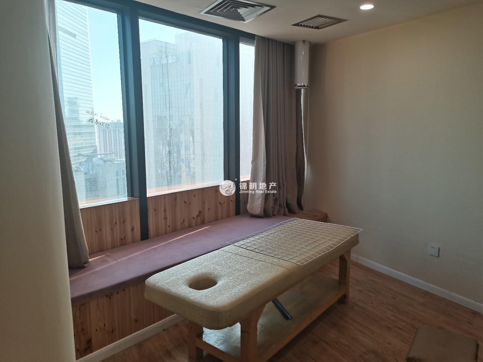 静安寺环球世界大厦85平米写字楼出租