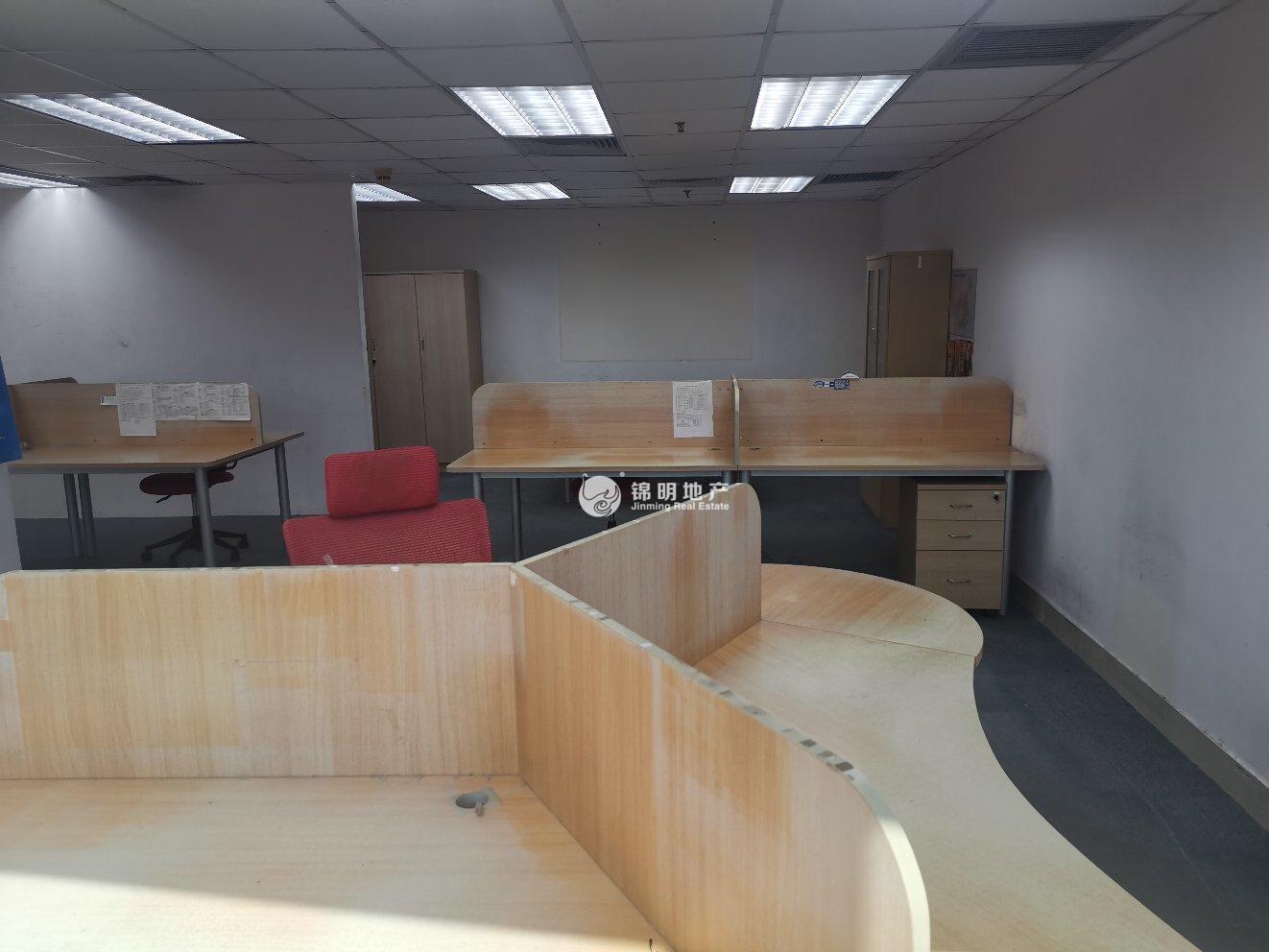 人民广场峻岭广场102平米写字楼出租