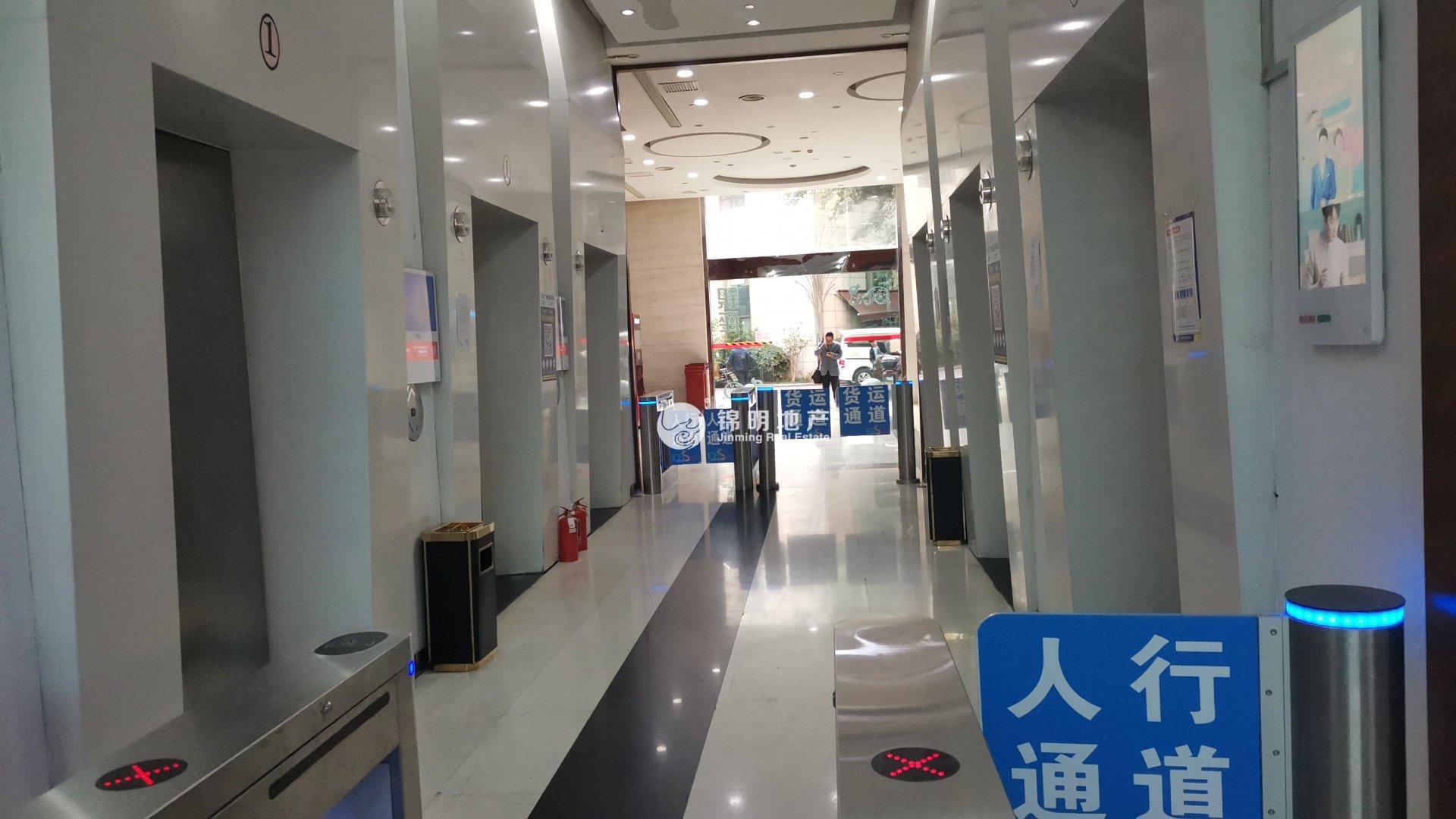 西藏北路金赢108创意广场64平米写字楼出租