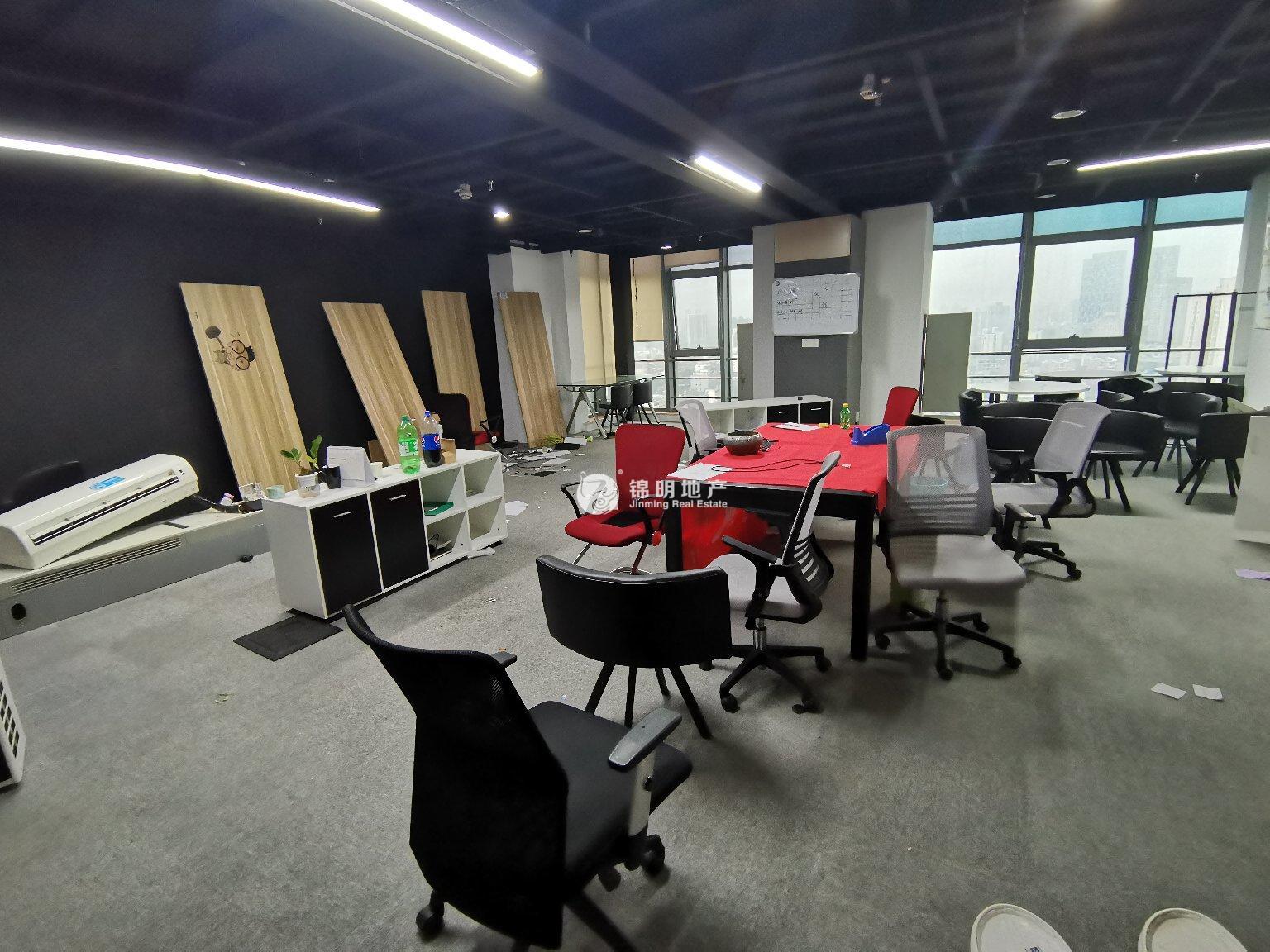 西藏北路金赢108创意广场64平米写字楼出租