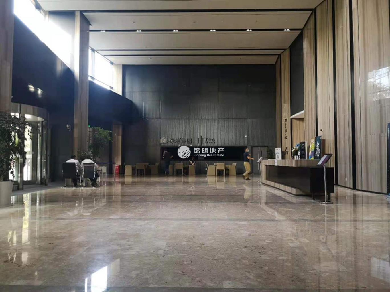 龙华绿地汇中心120平米写字楼出租