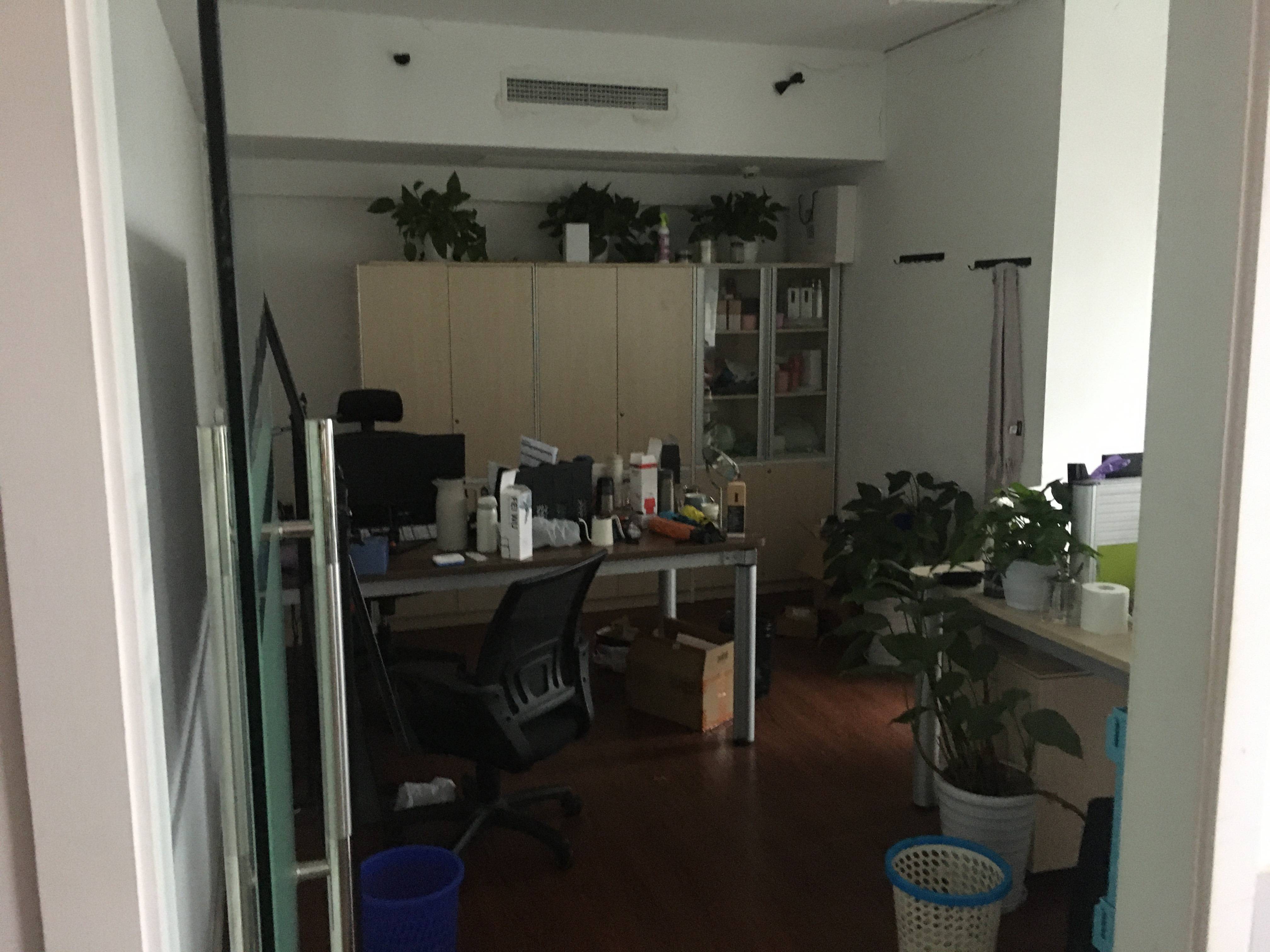 大宁中铁中环时代广场108平米写字楼出租