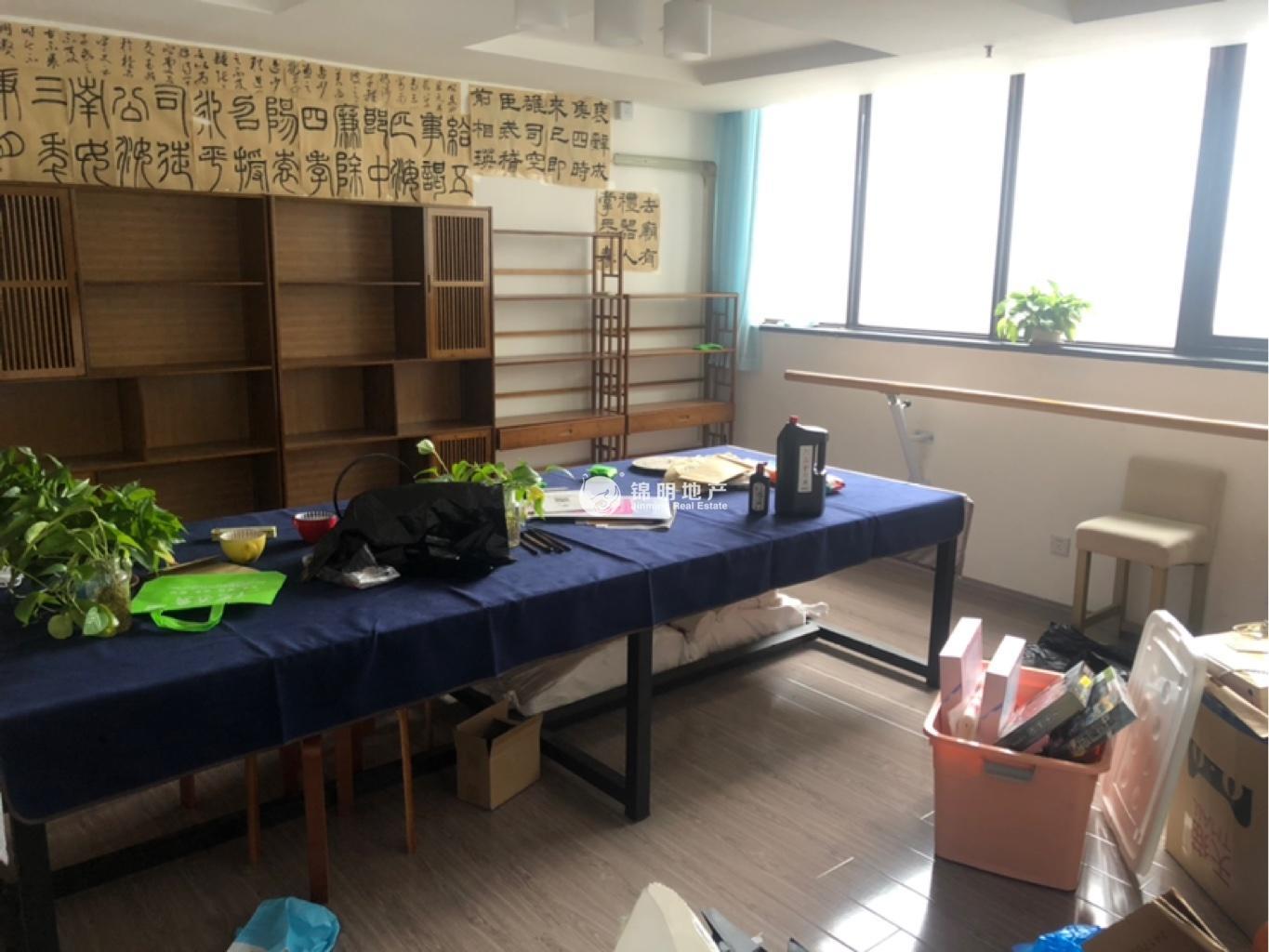 打浦桥宝鼎大厦75平米写字楼出租