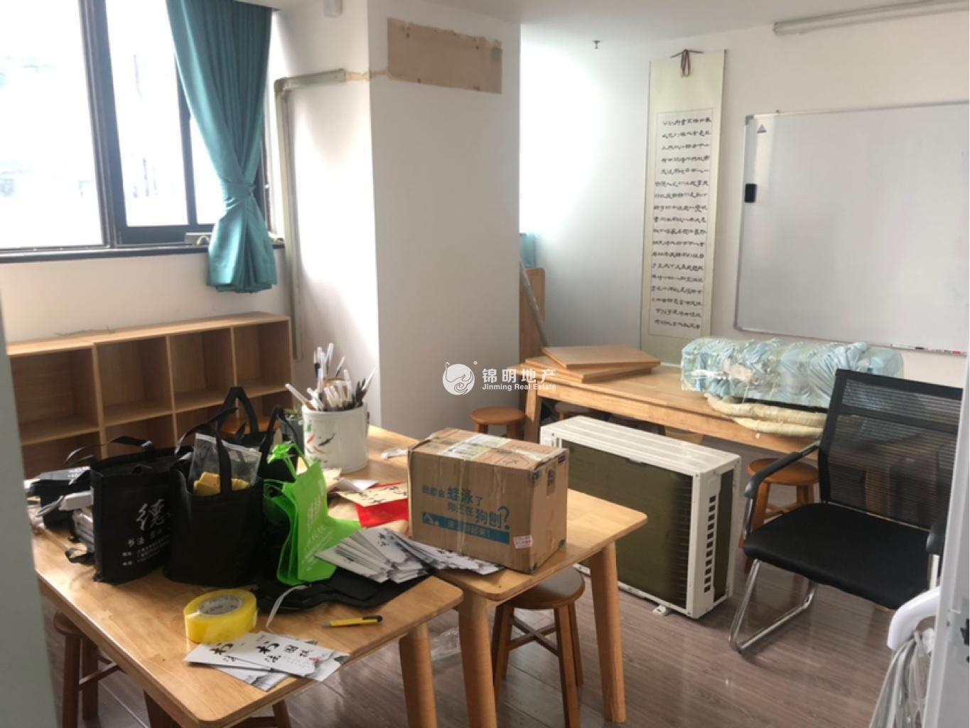 打浦桥宝鼎大厦75平米写字楼出租