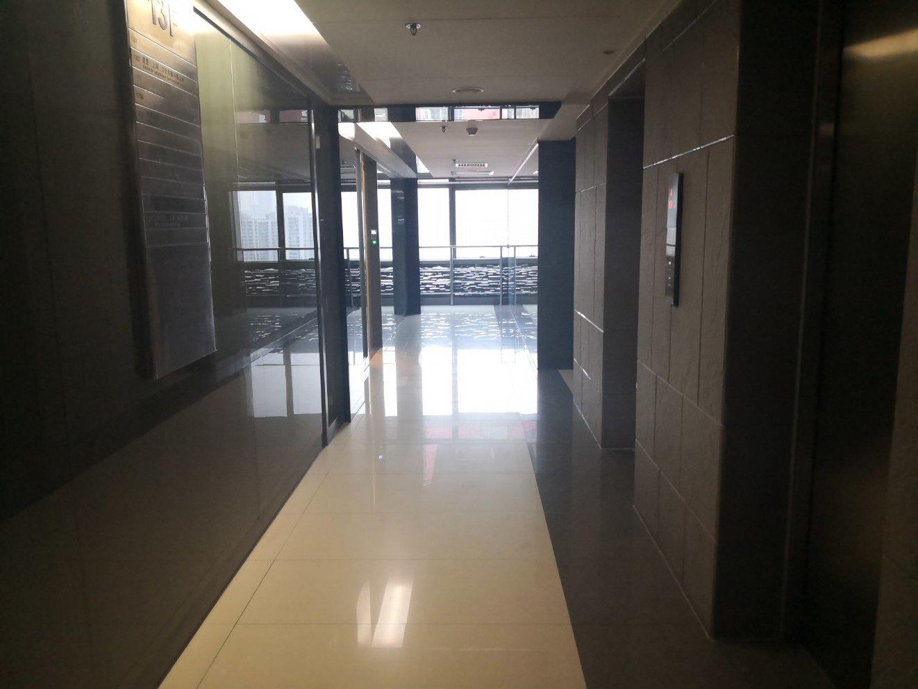 中山公园舜元企业发展大厦82平米写字楼出租