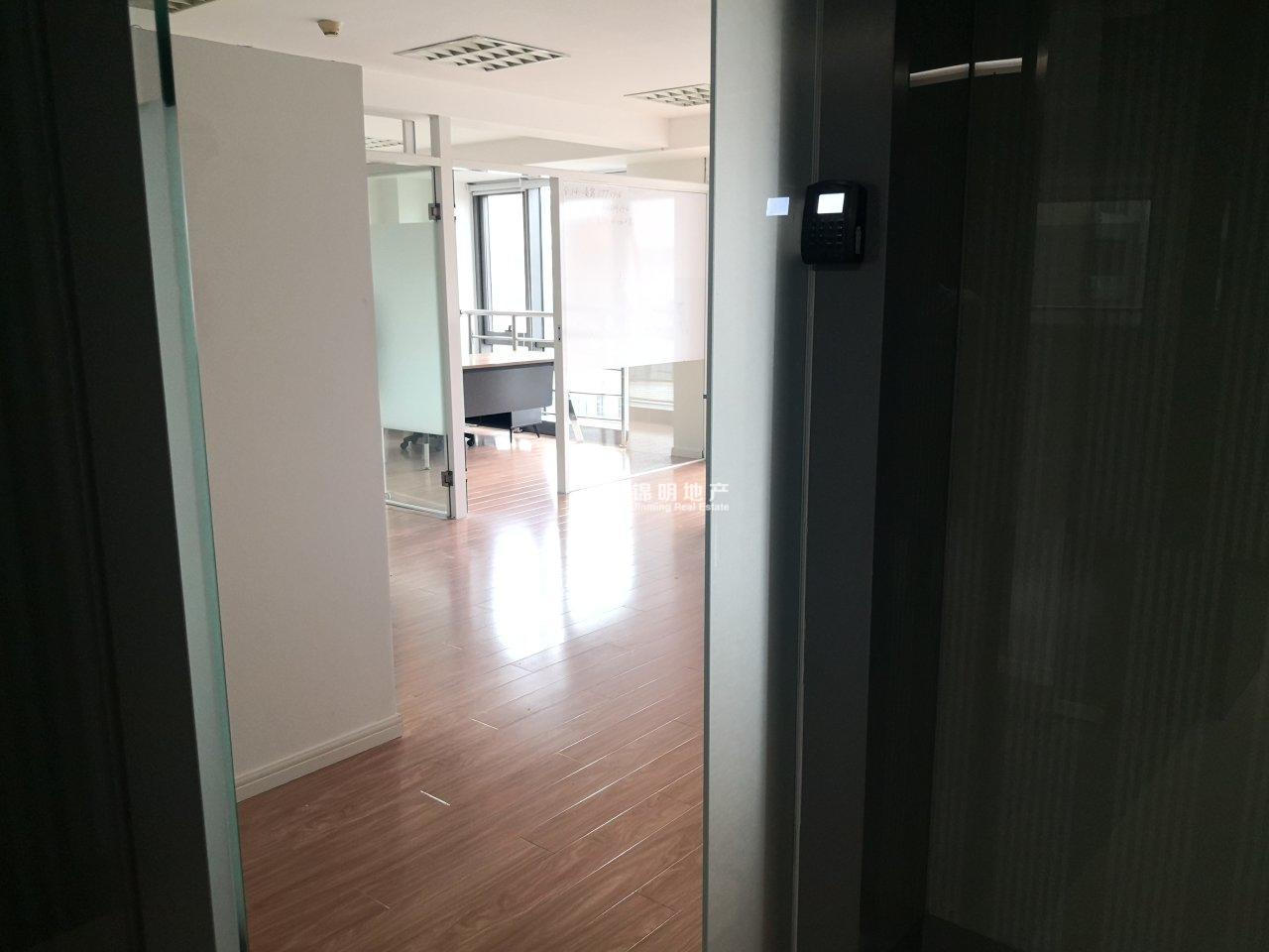 中山公园舜元企业发展大厦82平米写字楼出租